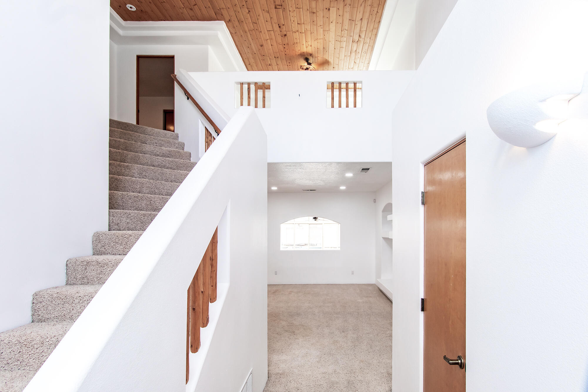 10315 Pintura Place NW