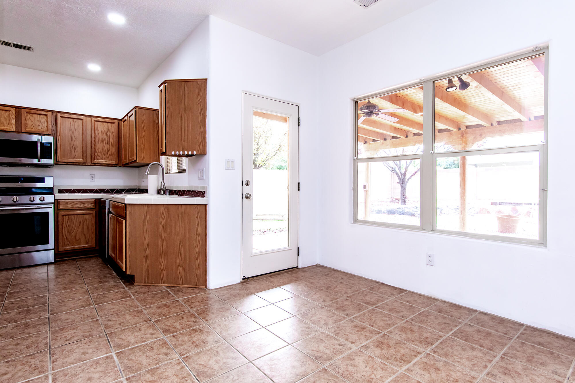 10315 Pintura Place NW