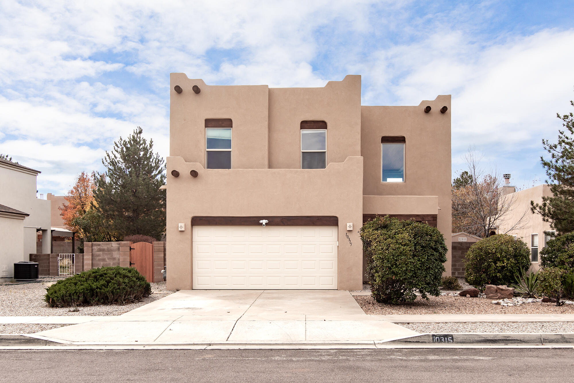 10315 Pintura Place NW