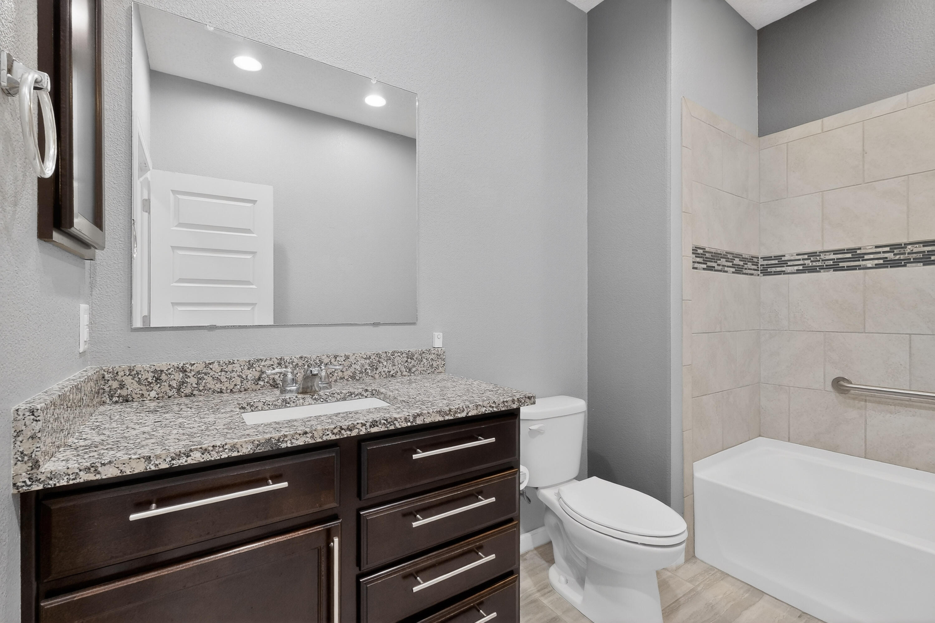 8623 MONSOON Road NW