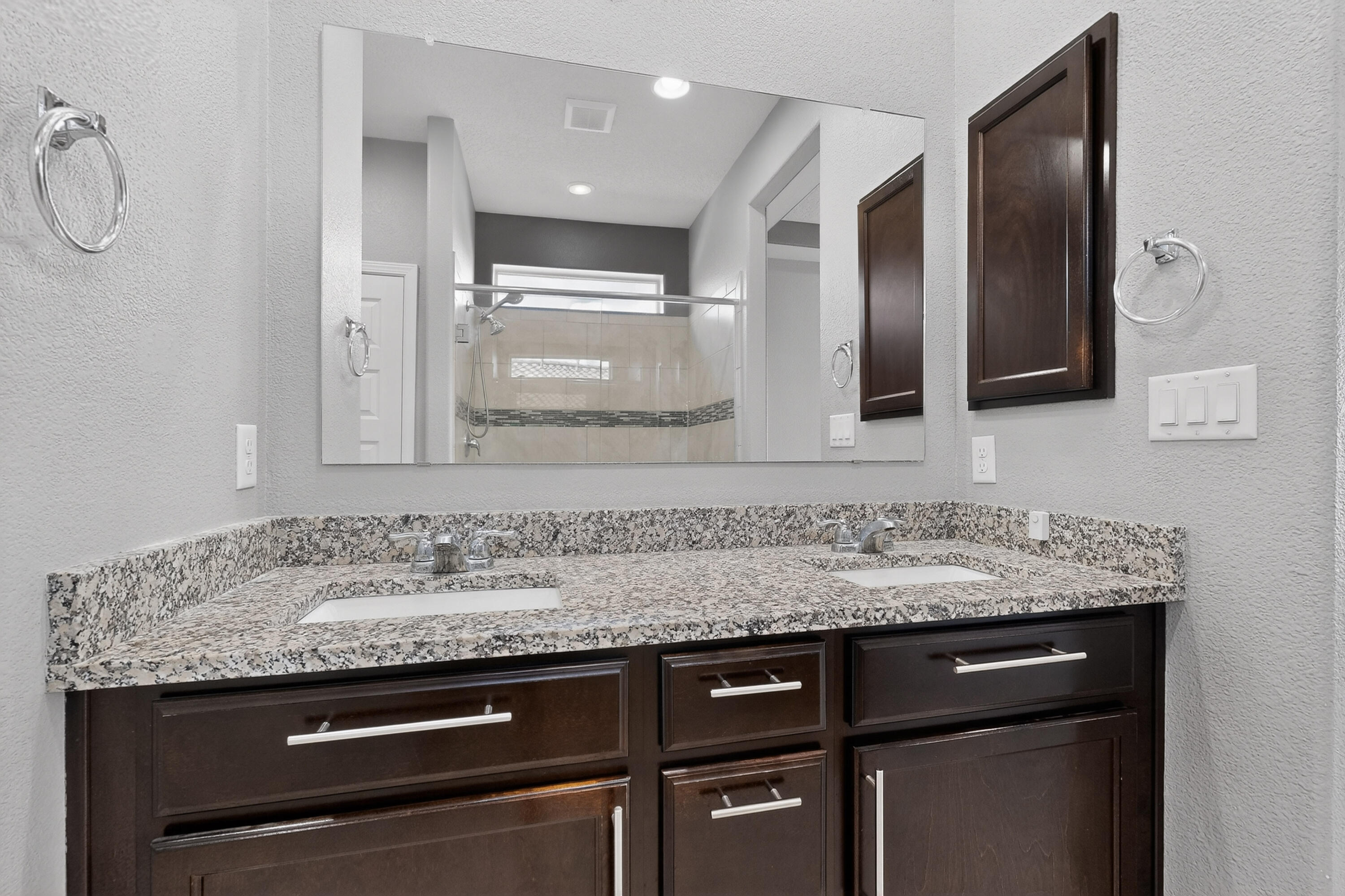 8623 MONSOON Road NW