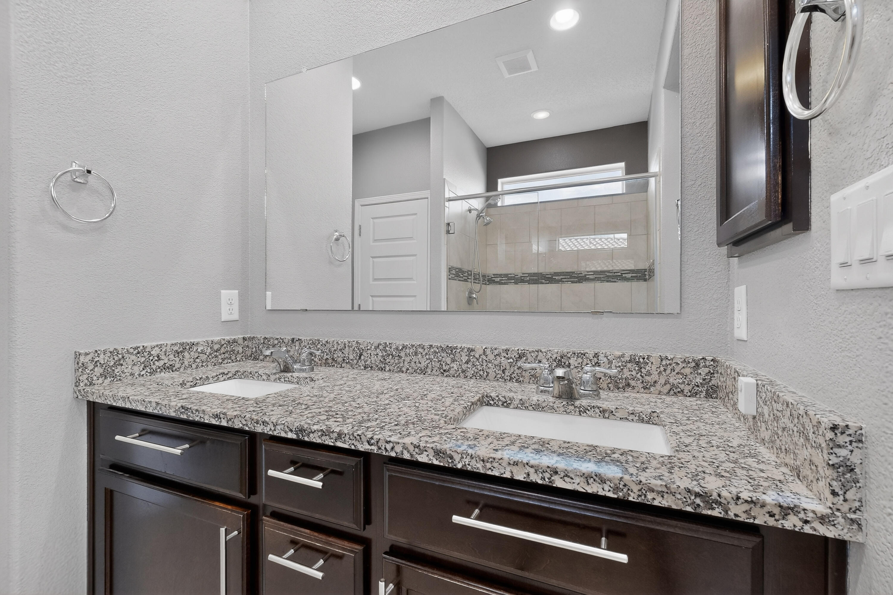 8623 MONSOON Road NW