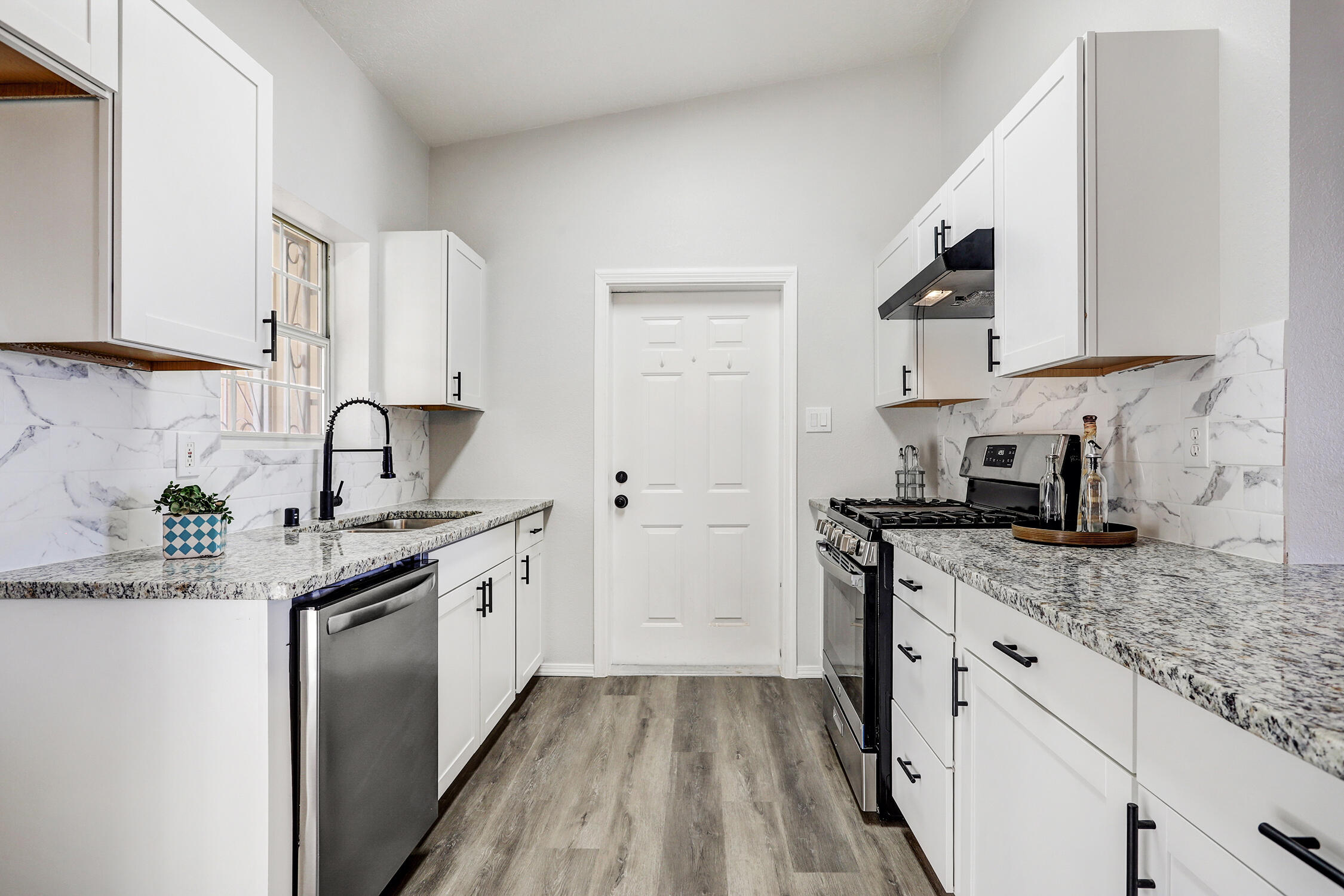 2030 Panda Drive SW
