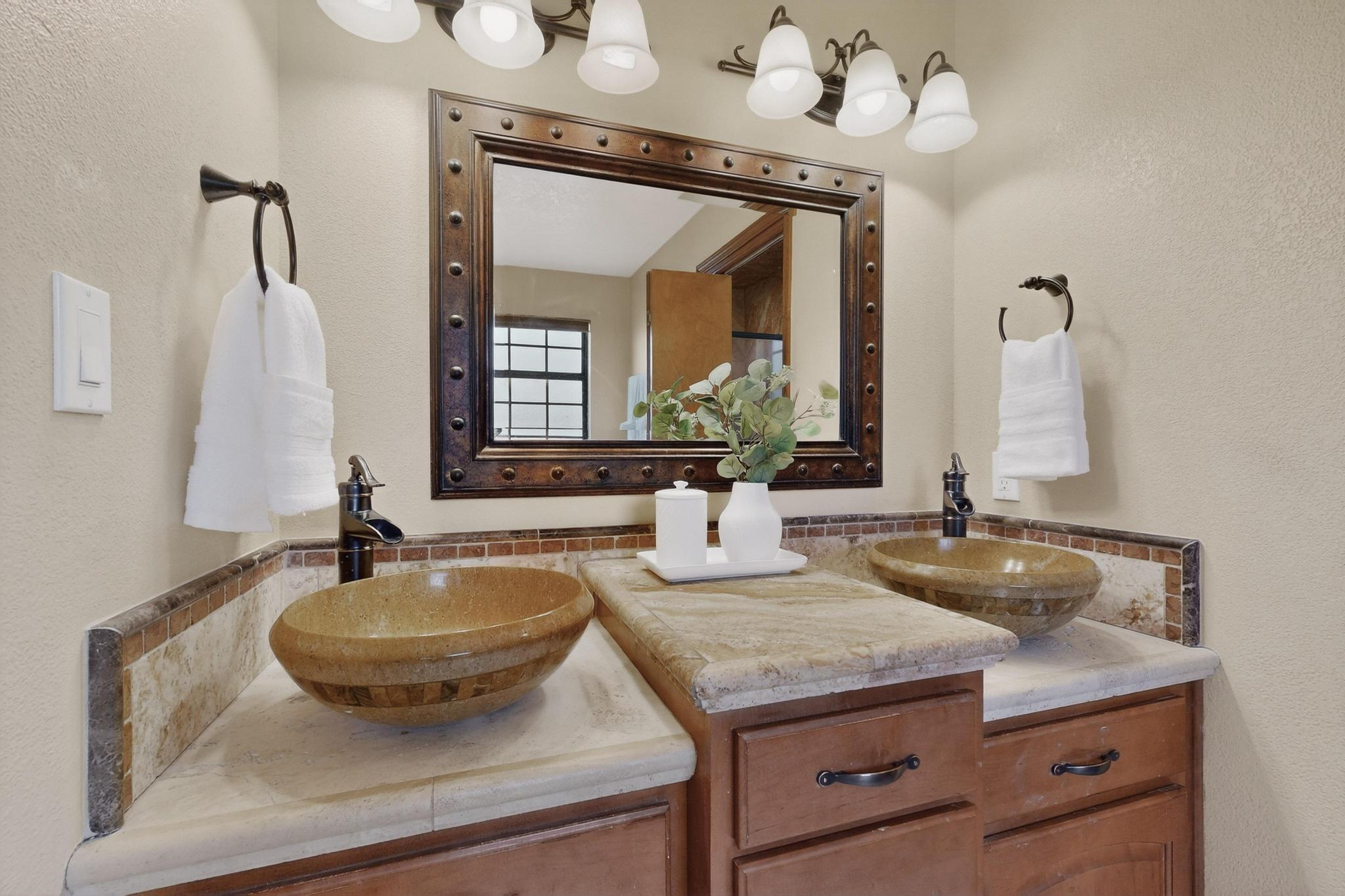 4915 Rockcress Drive NW