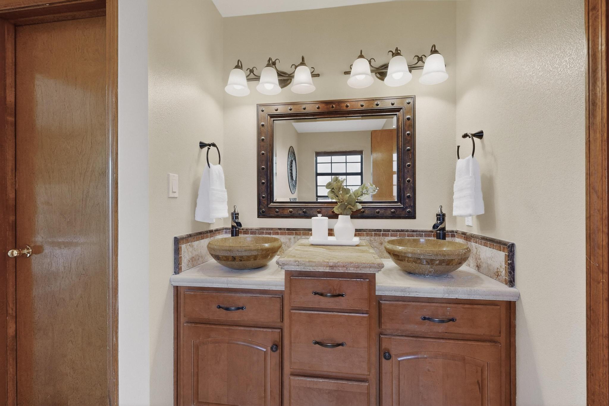 4915 Rockcress Drive NW