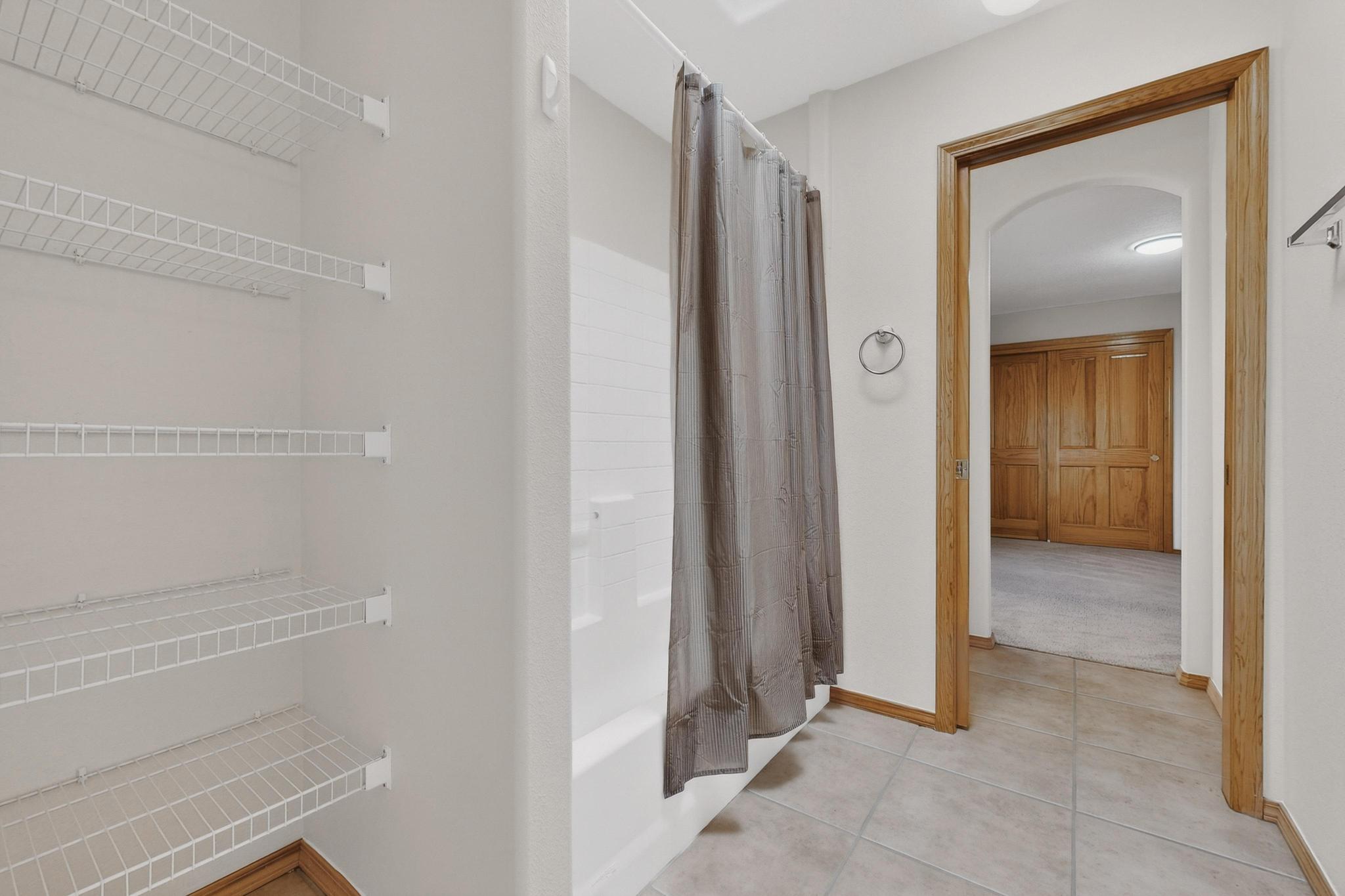 1912 Roaring Fork Place NW