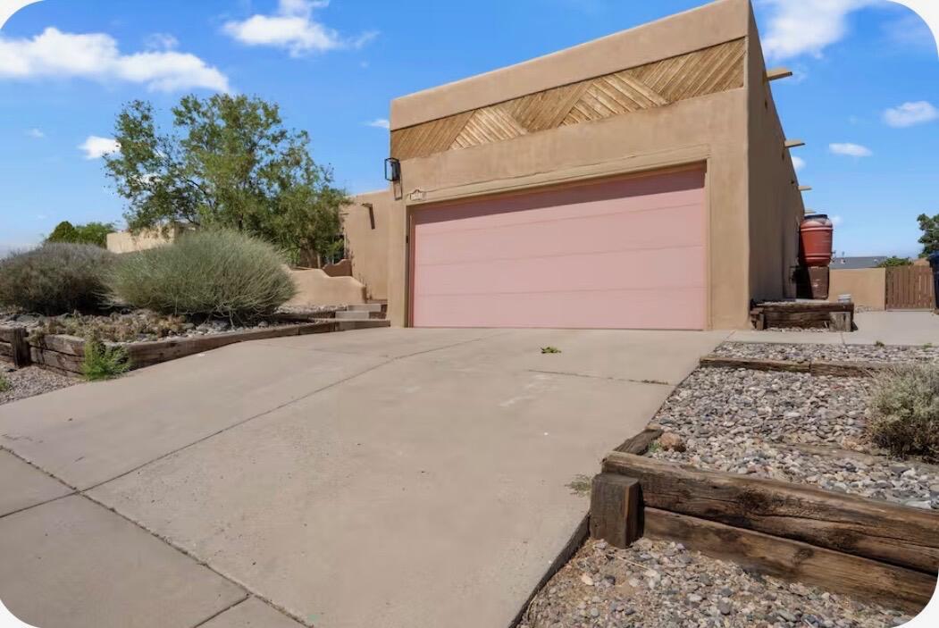 4905 Wagon Mound Trail NW