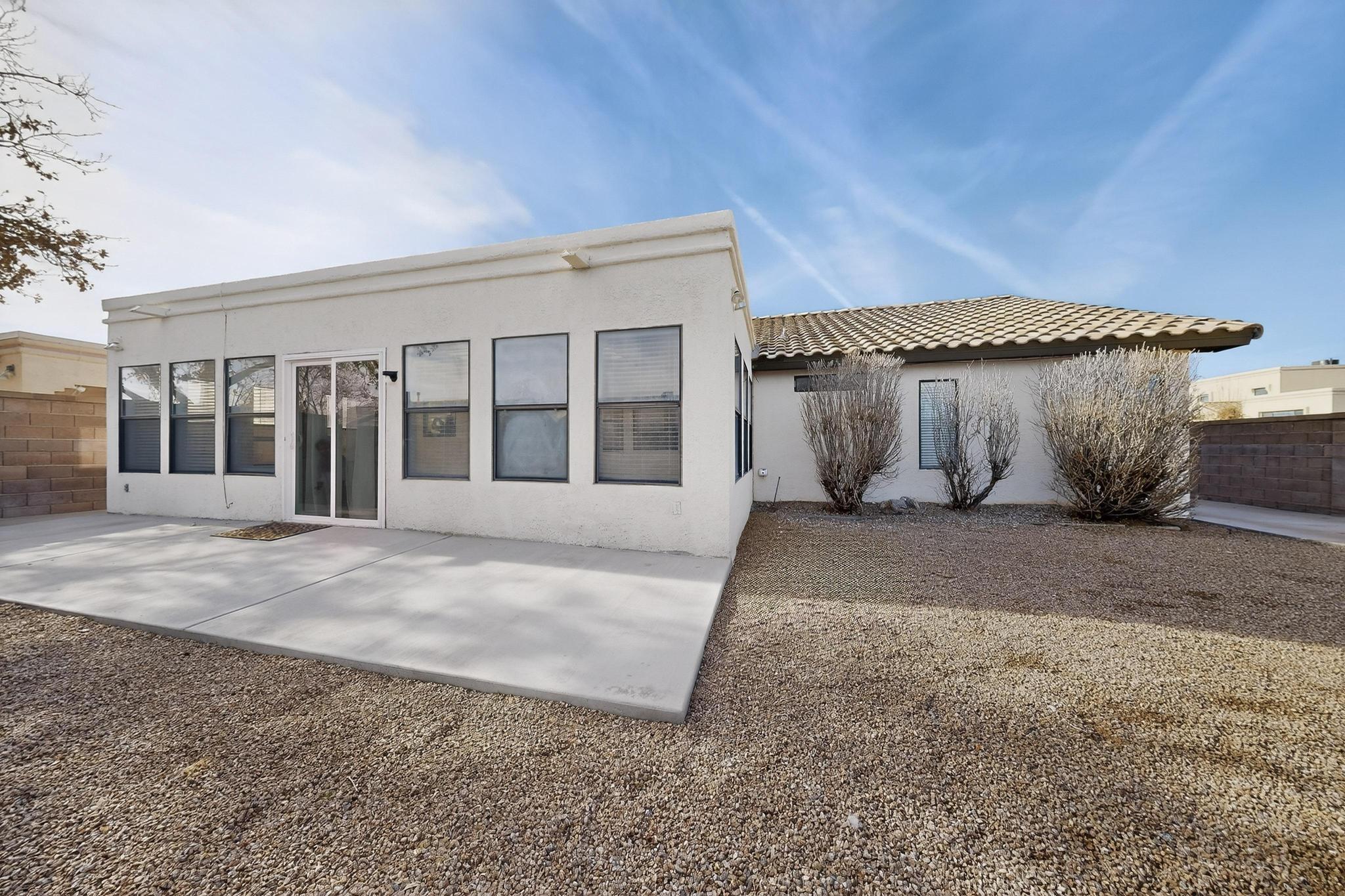 2012 Aspenwood Avenue NW