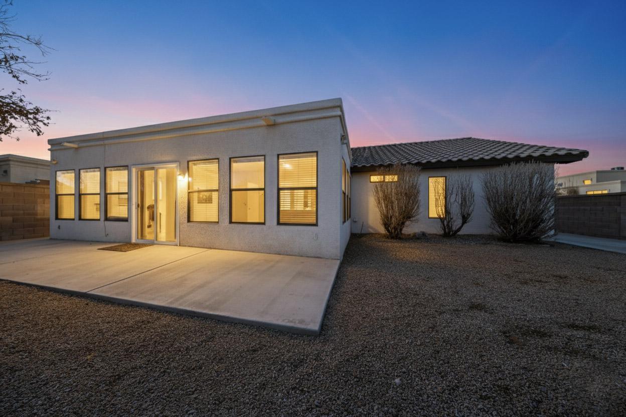 2012 Aspenwood Avenue NW