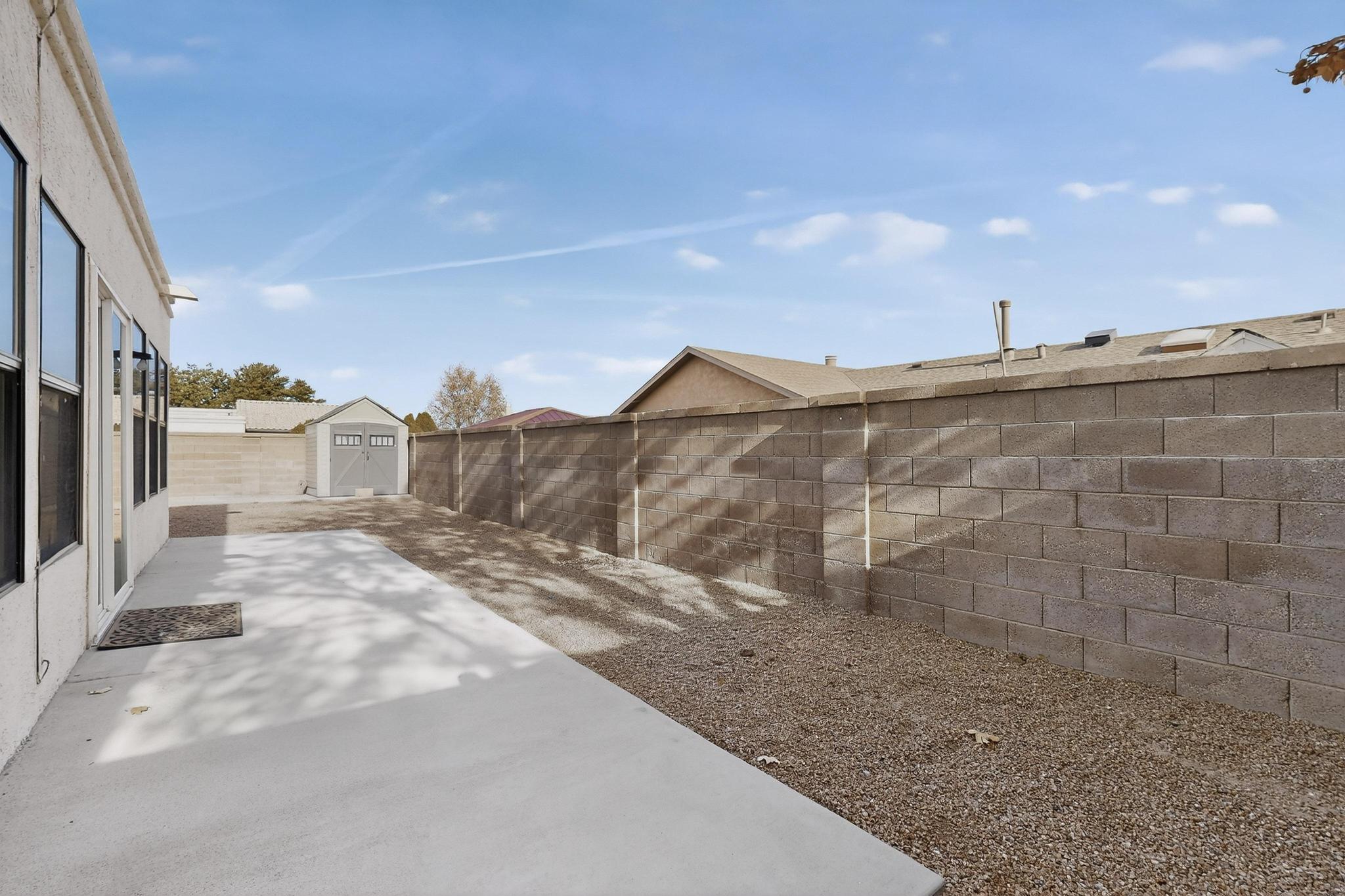 2012 Aspenwood Avenue NW