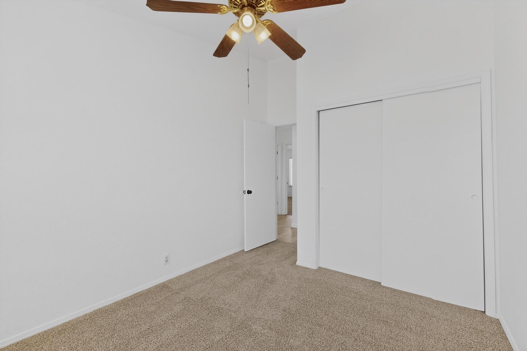 2012 Aspenwood Avenue NW