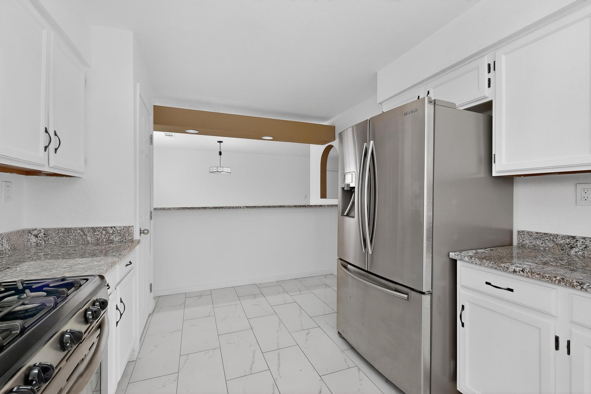 2012 Aspenwood Avenue NW