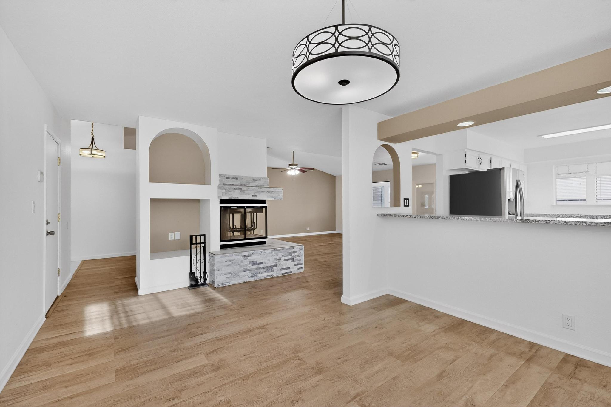 2012 Aspenwood Avenue NW