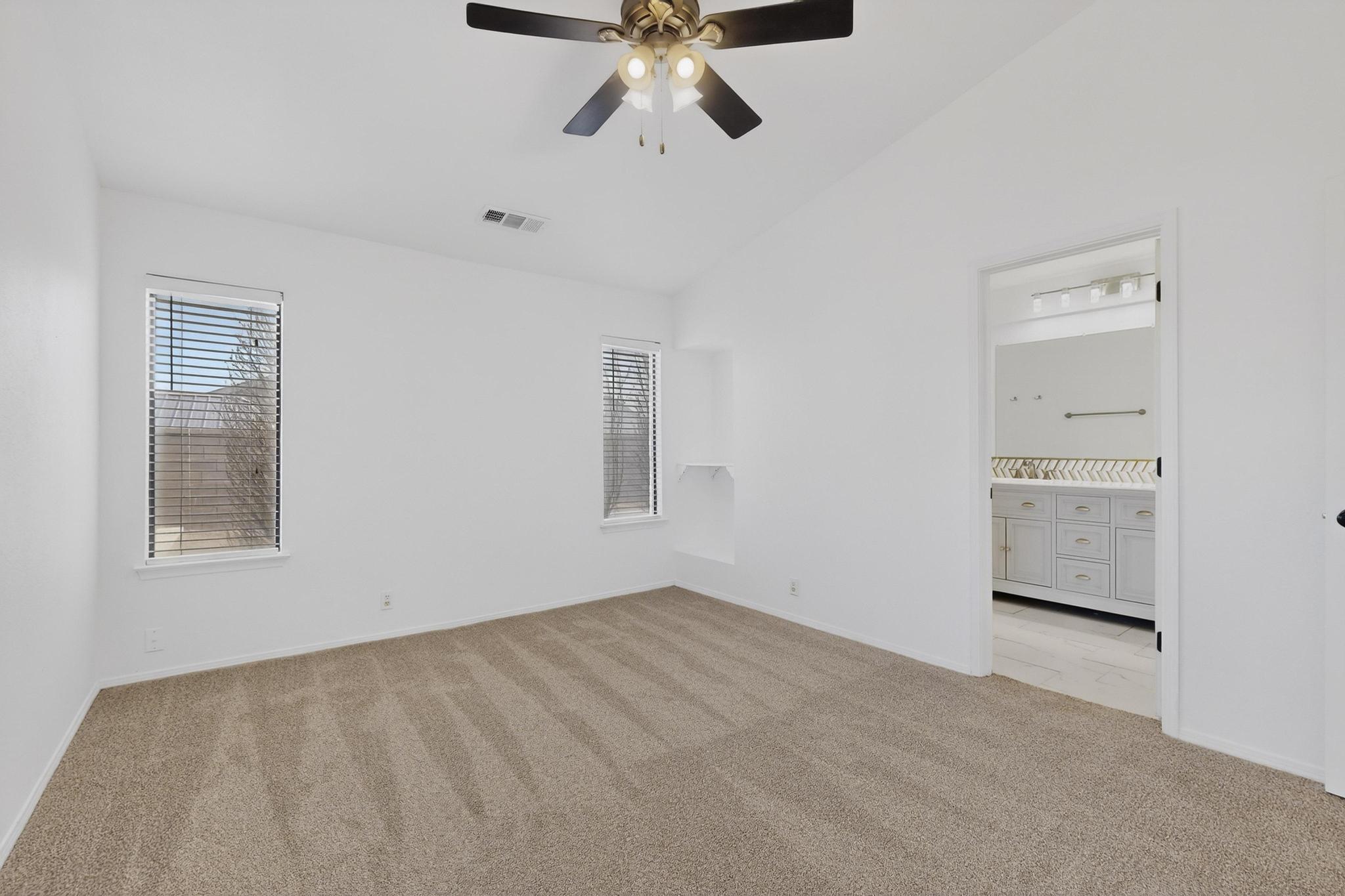 2012 Aspenwood Avenue NW