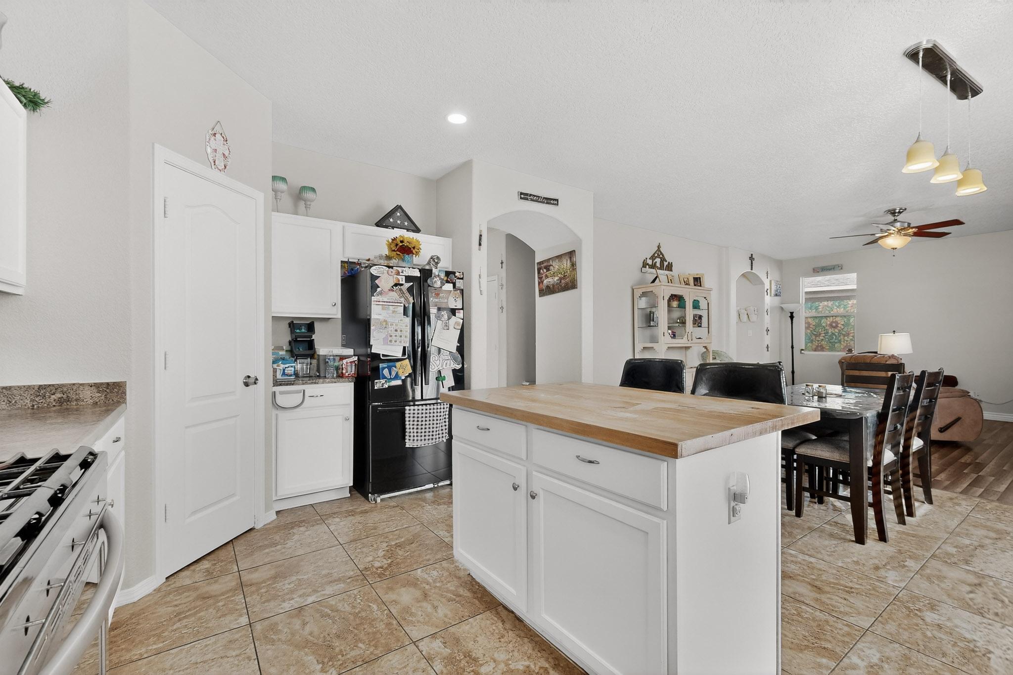 720 Rain Lily Road SW