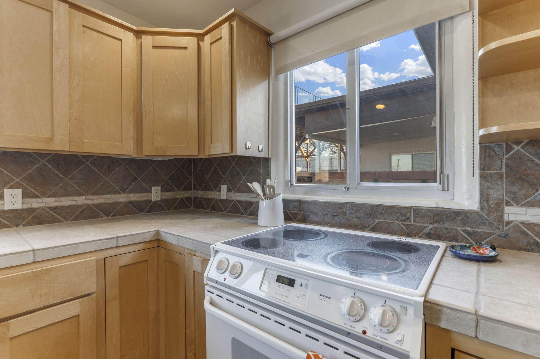 1416 Quincy Street NE