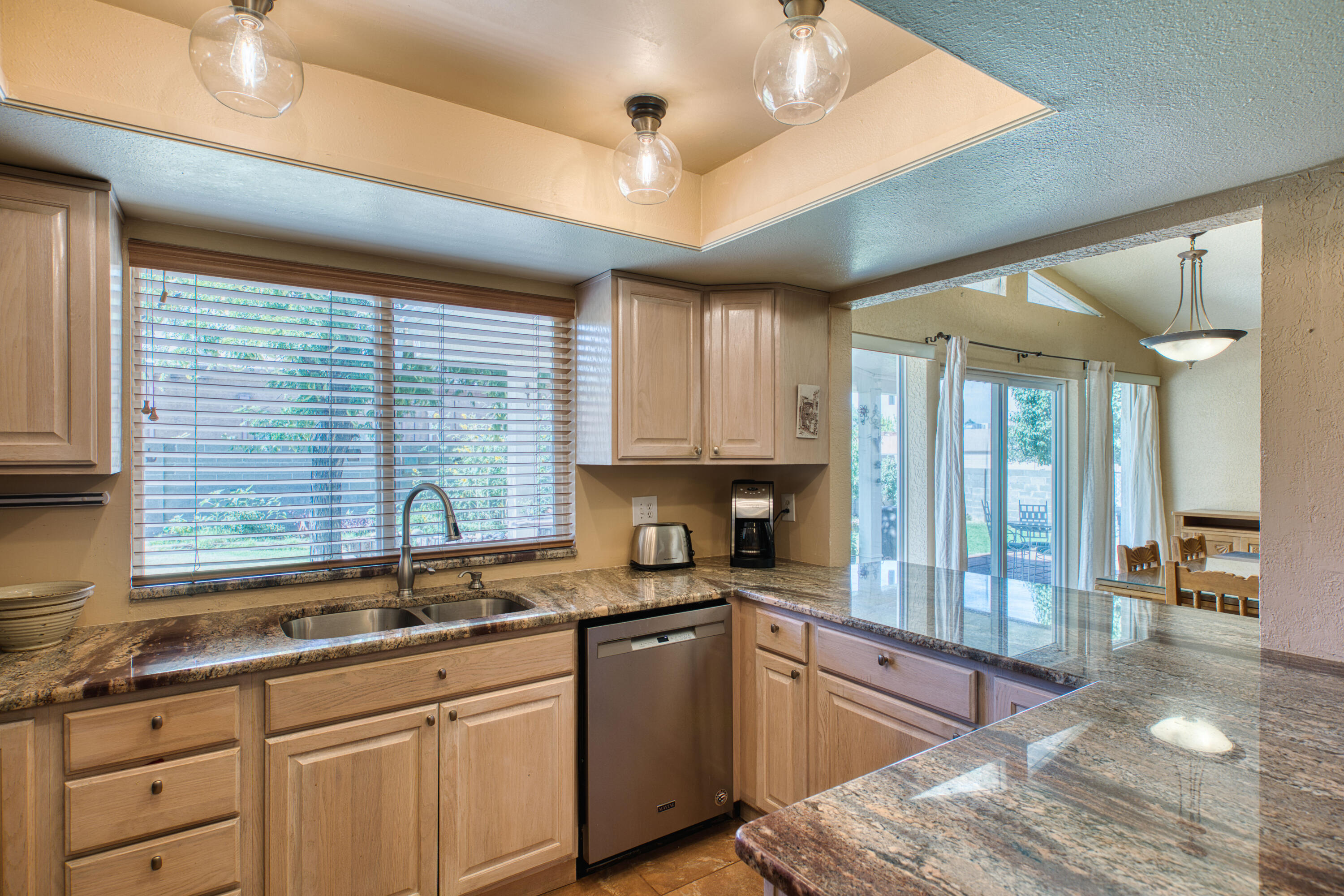 6800 Orphelia Avenue NE