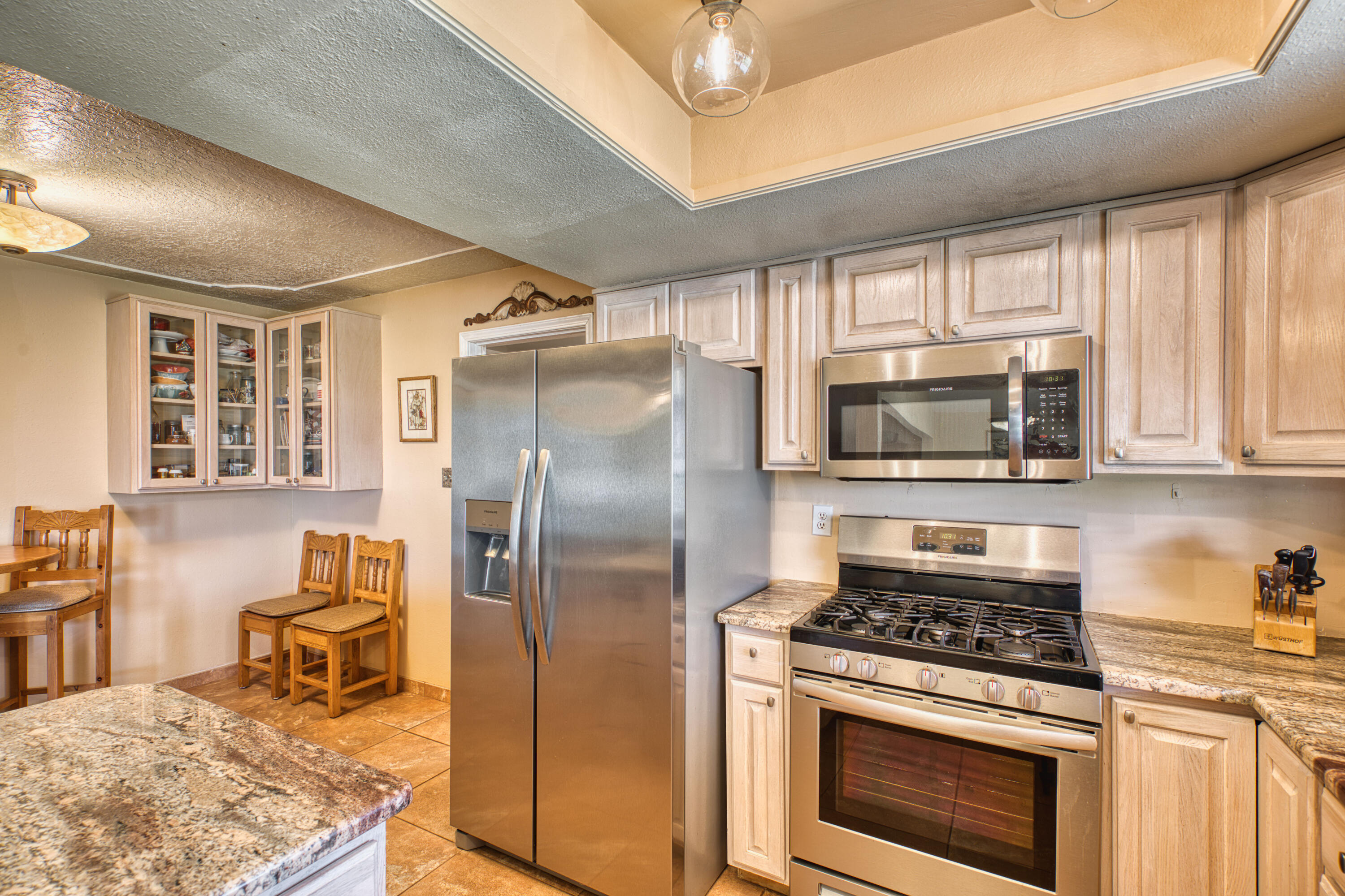 6800 Orphelia Avenue NE