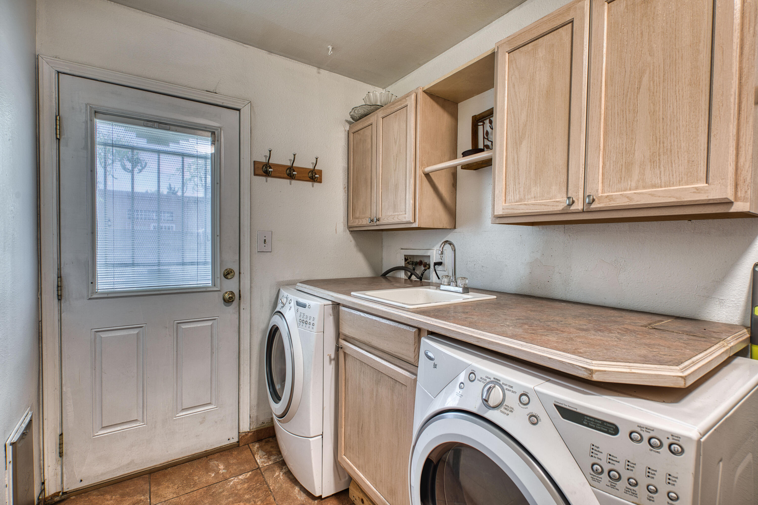 6800 Orphelia Avenue NE