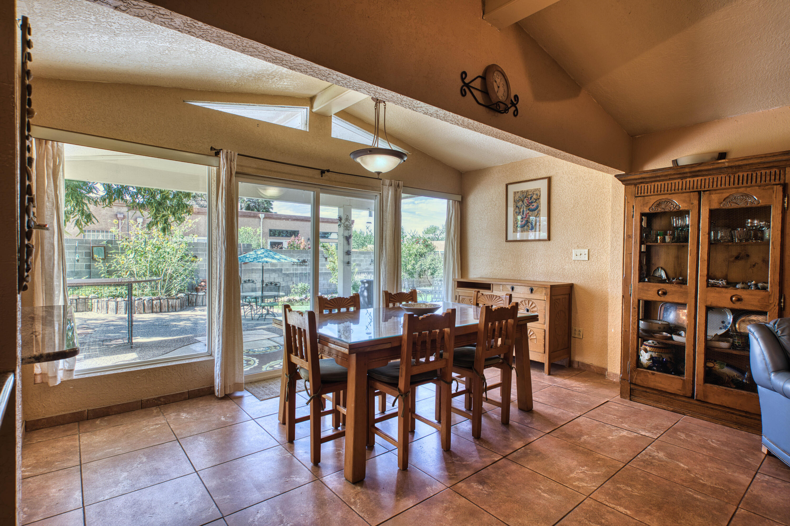 6800 Orphelia Avenue NE