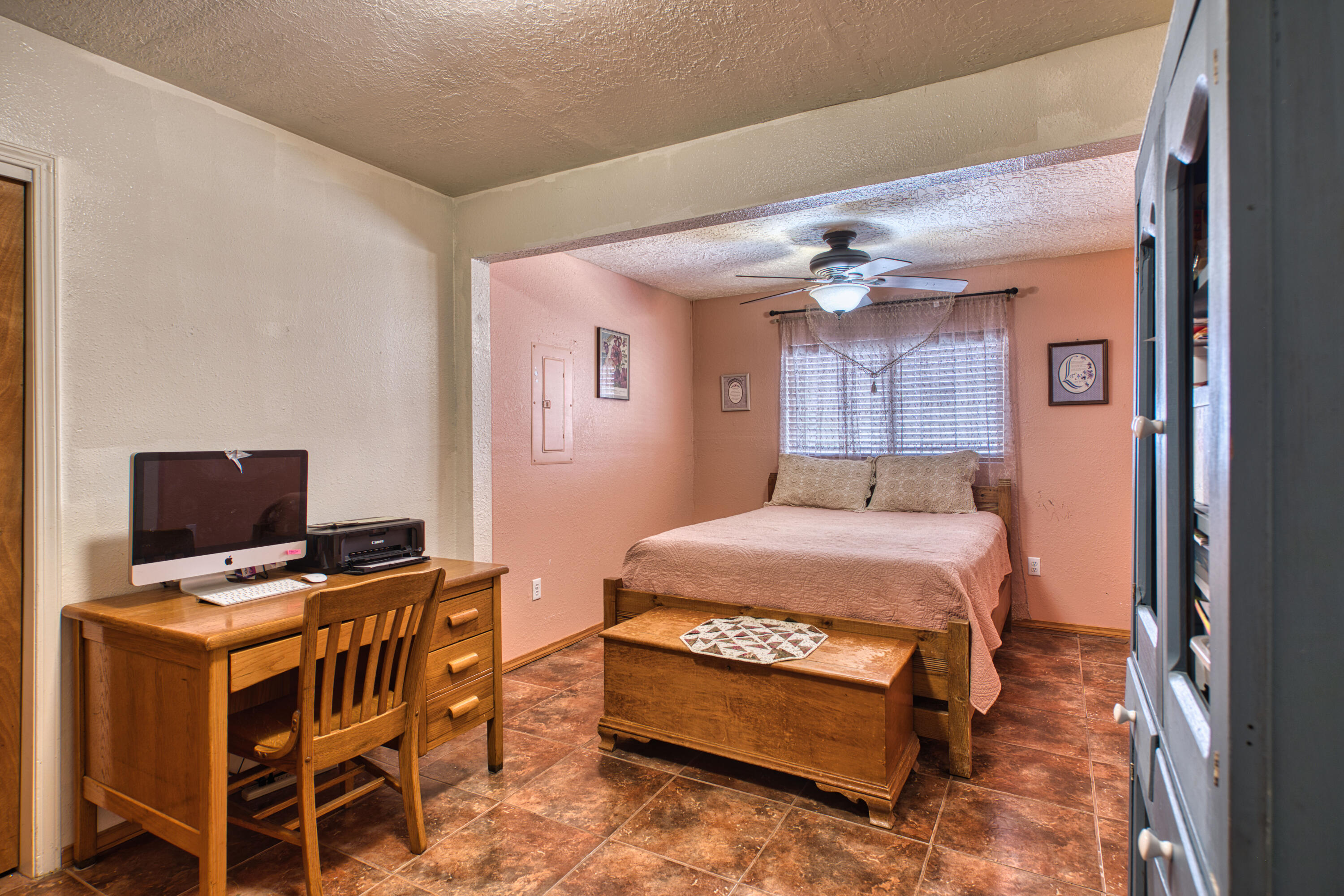 6800 Orphelia Avenue NE