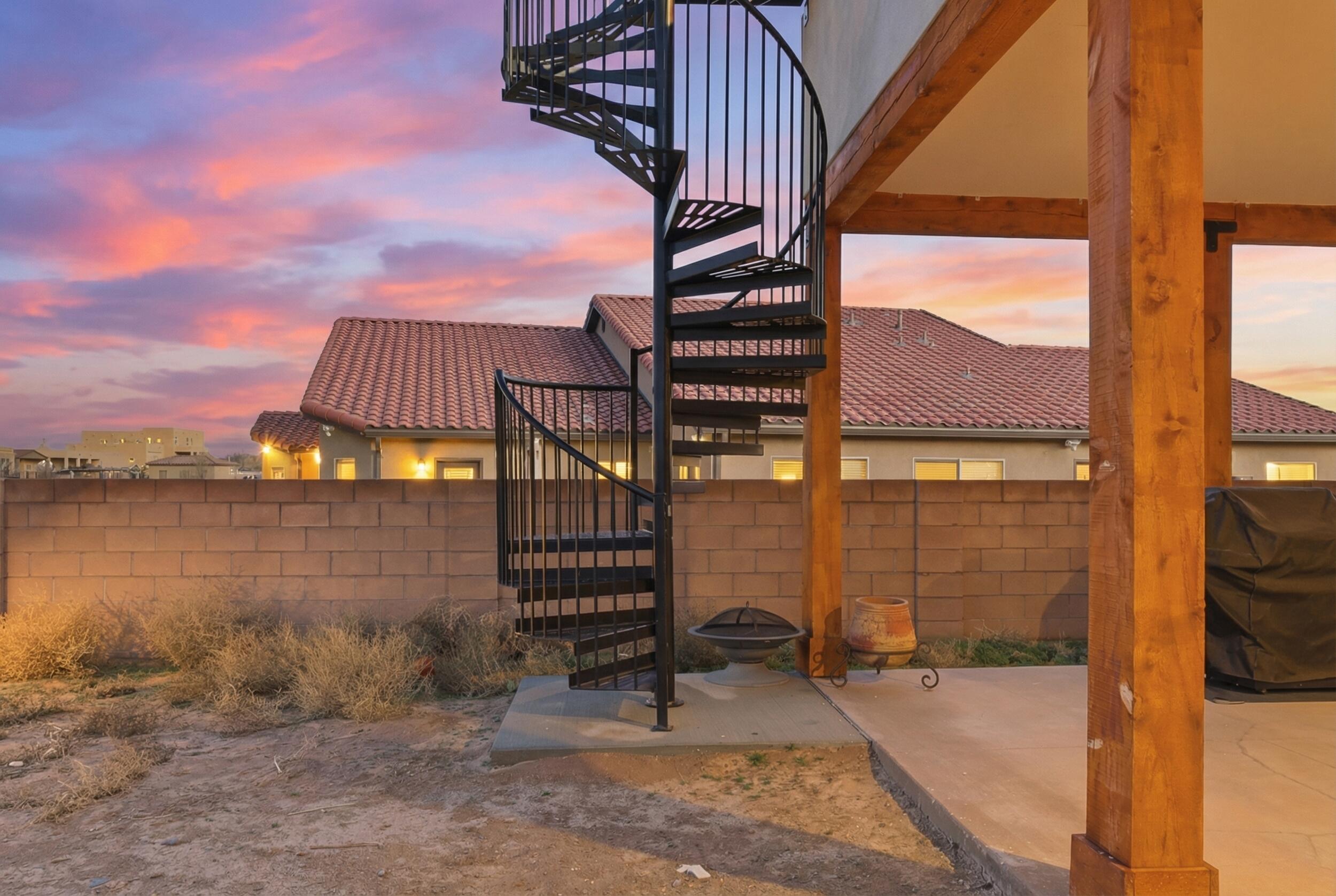 3317 Palmyra Court NE