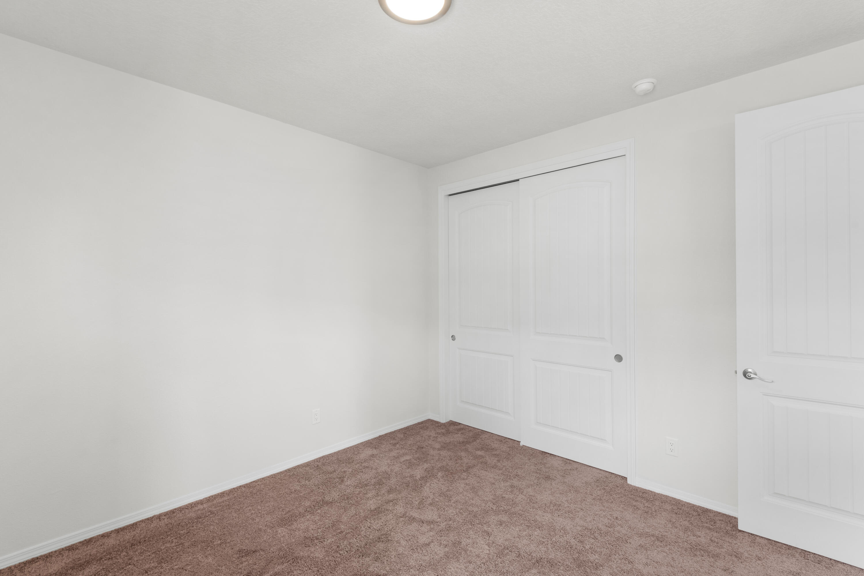 2172 Solara Loop NE