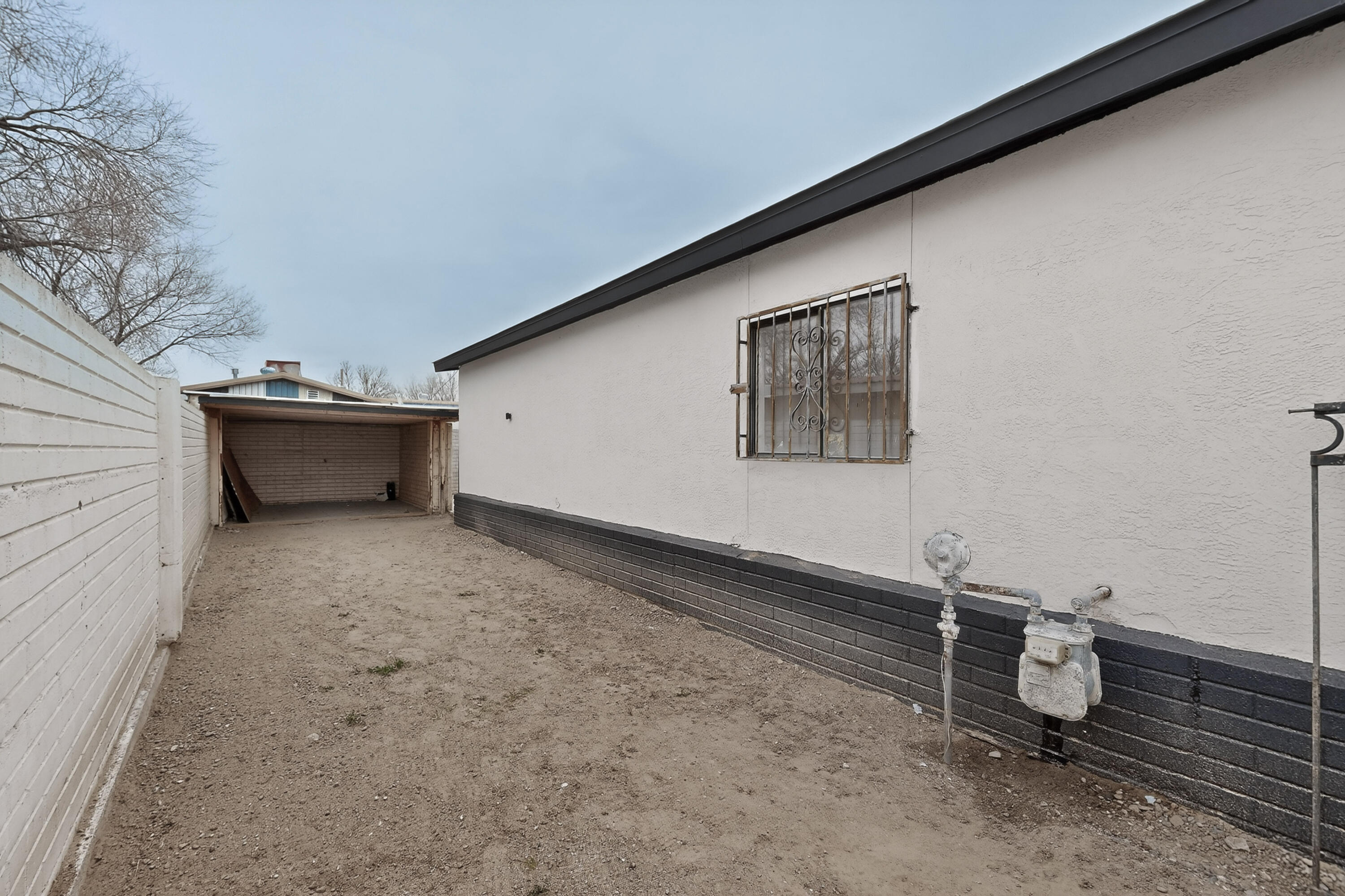 1153 Maple Street
