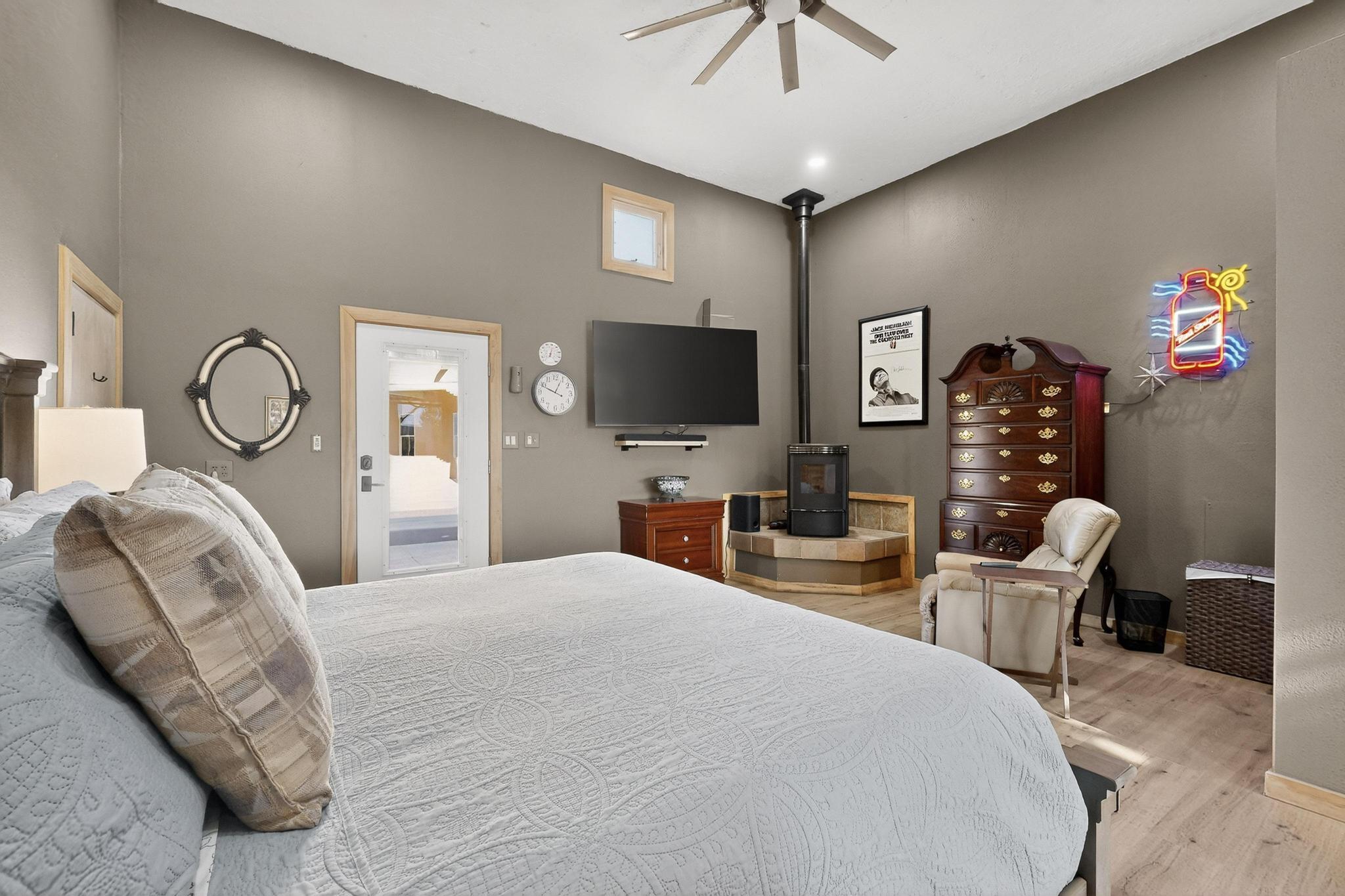 11510 Wilshire Avenue NE