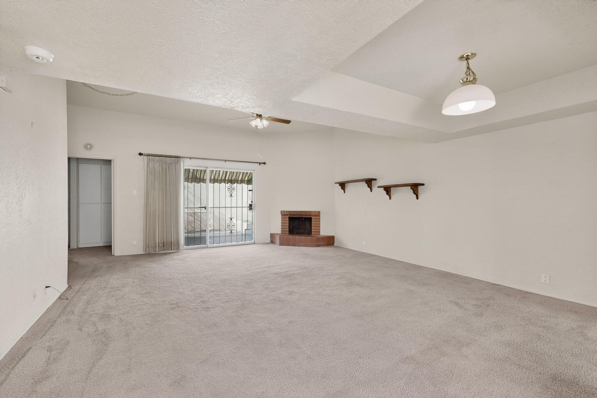 34 Casa Hermosa Drive NE