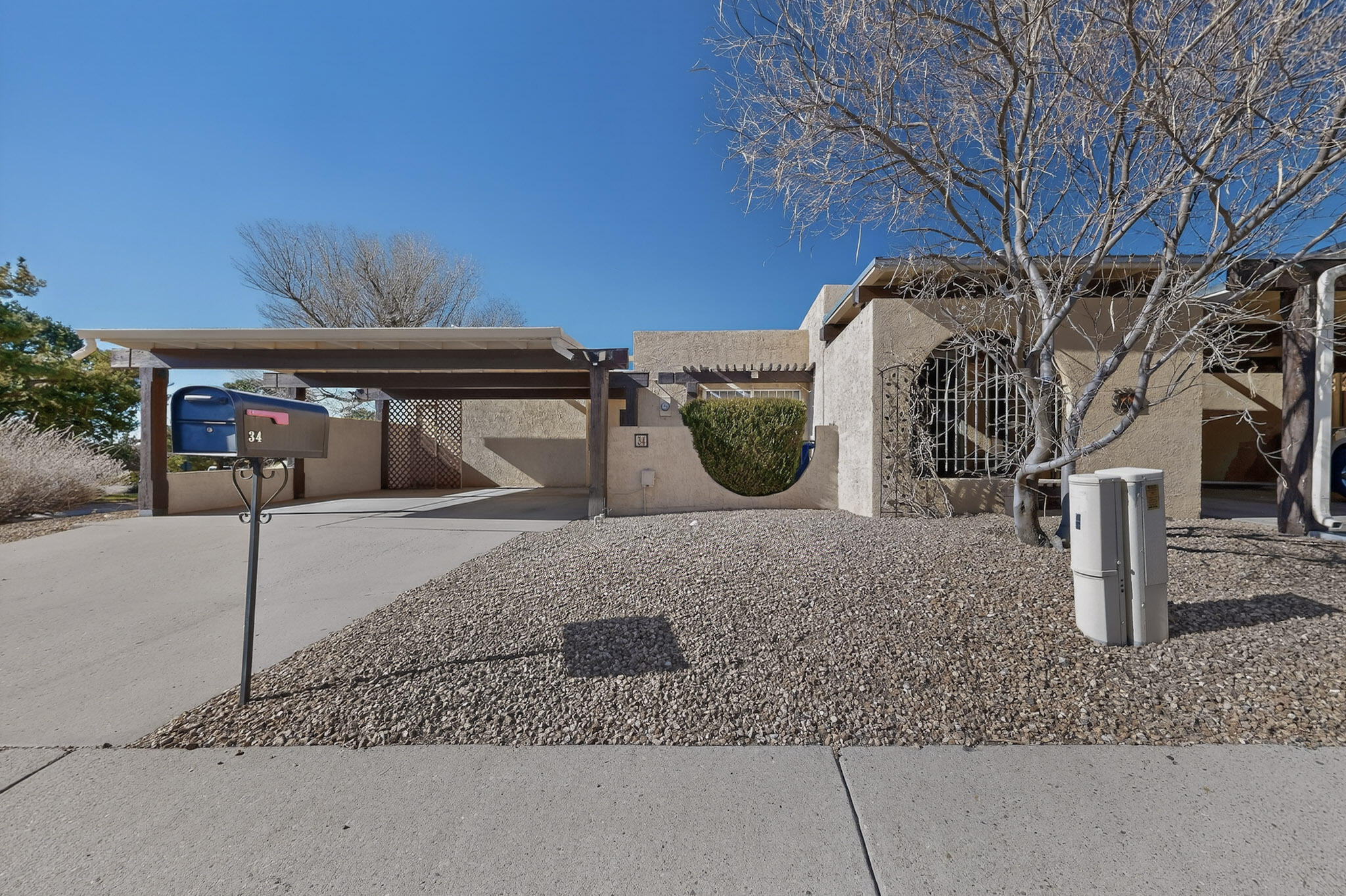 34 Casa Hermosa Drive NE