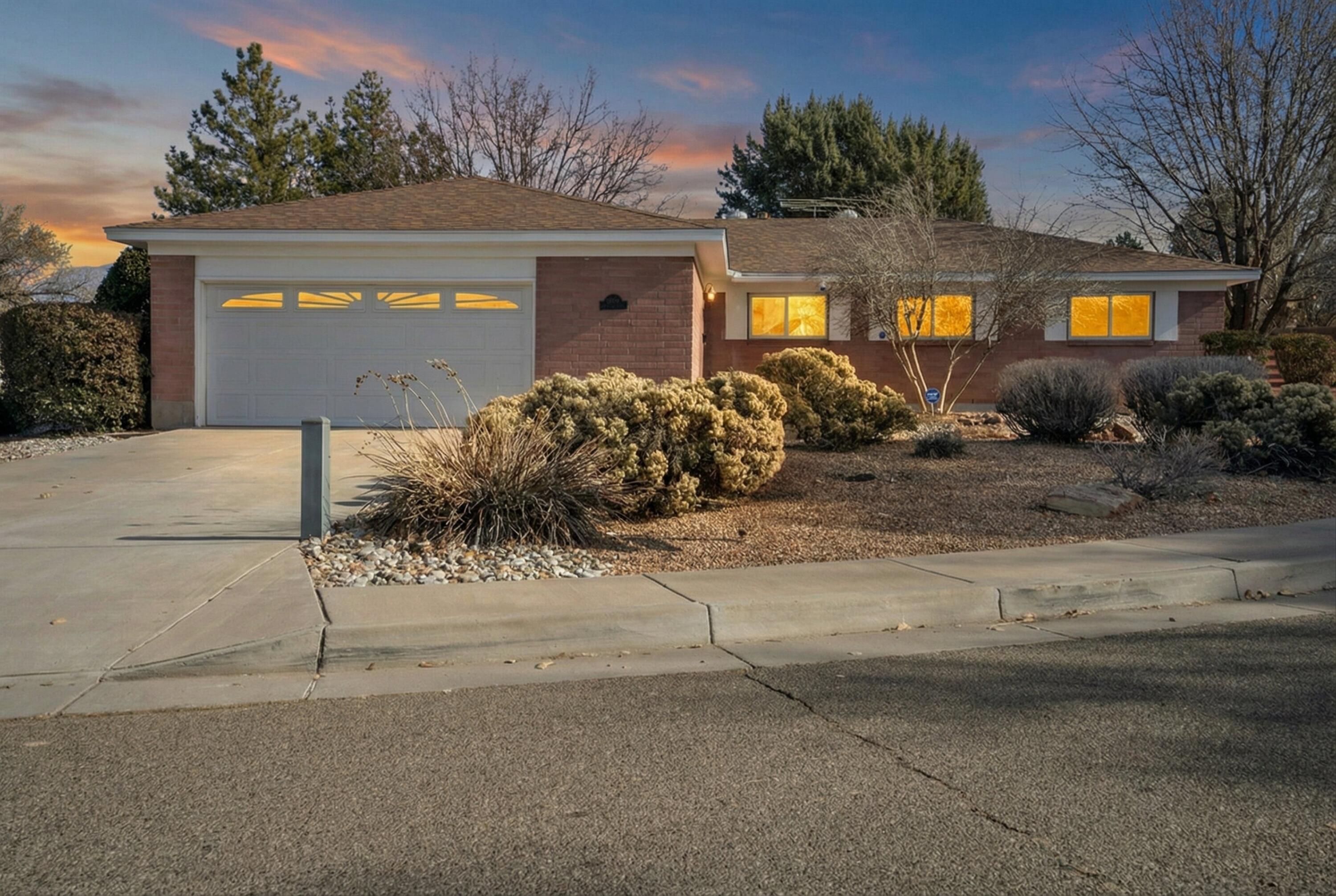 5803 Pojoaque Road NE