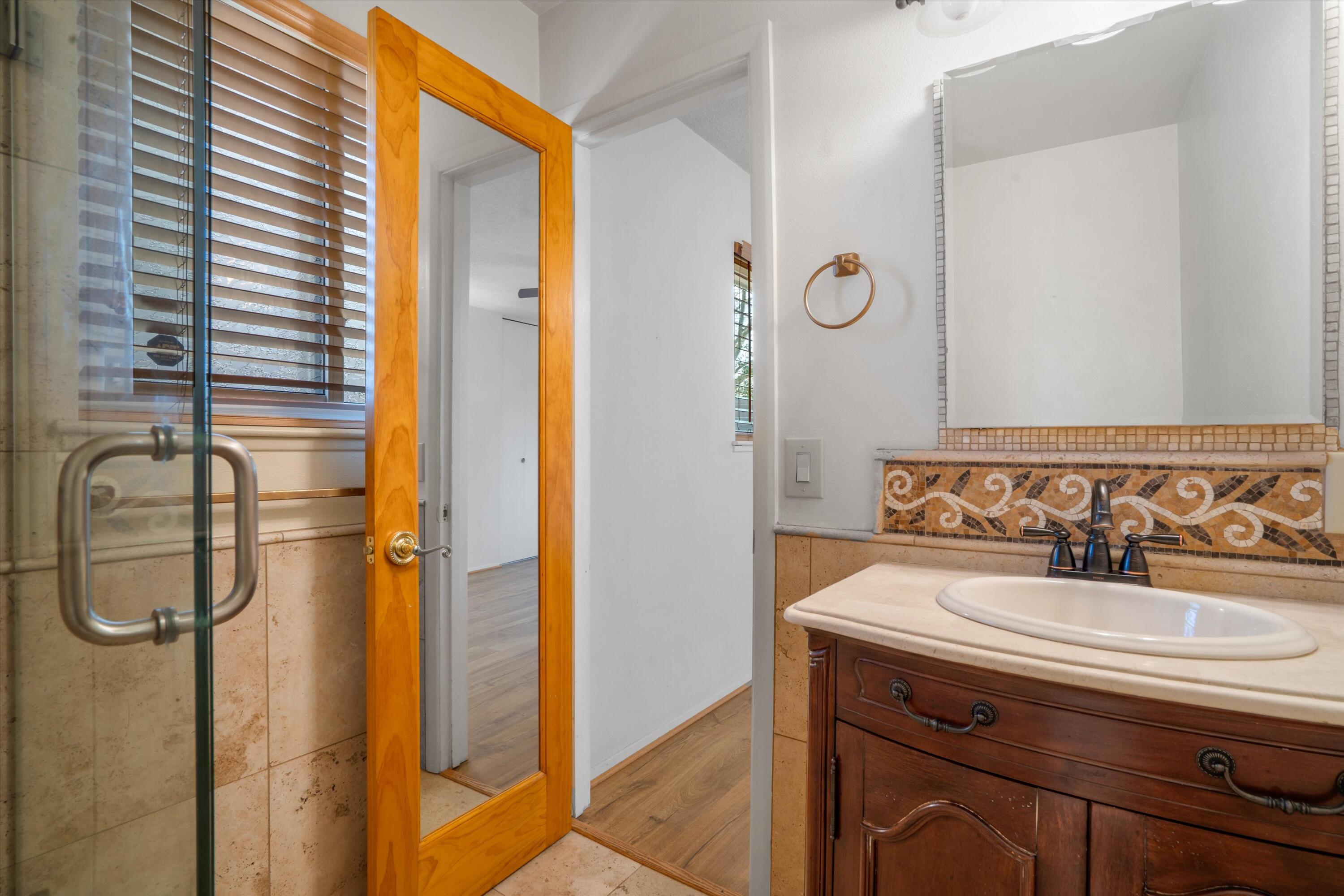 5803 Pojoaque Road NE