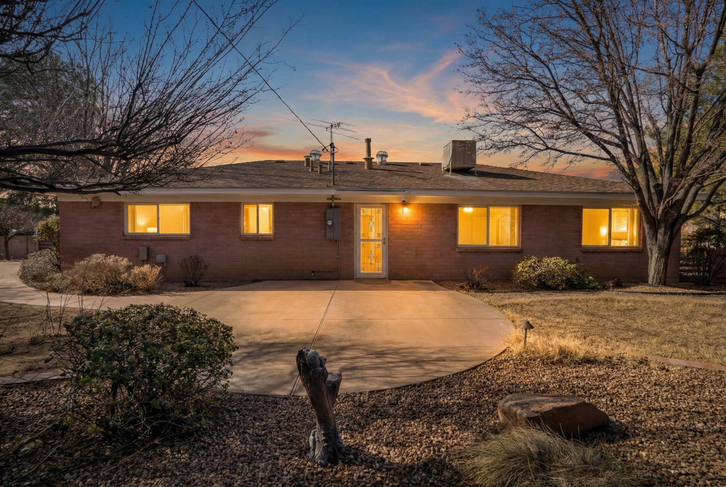 5803 Pojoaque Road NE