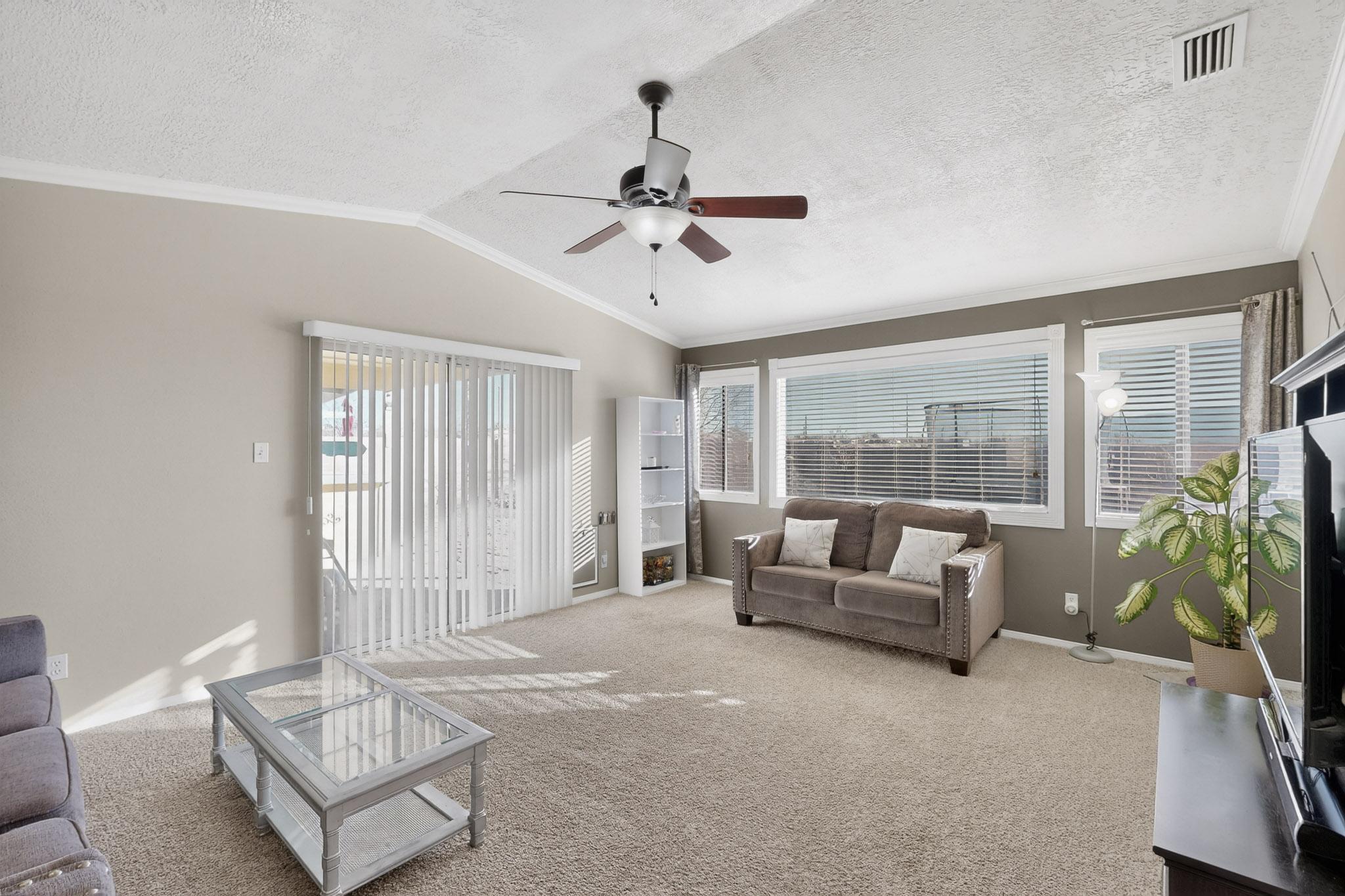 1013 Sunflower Drive SW