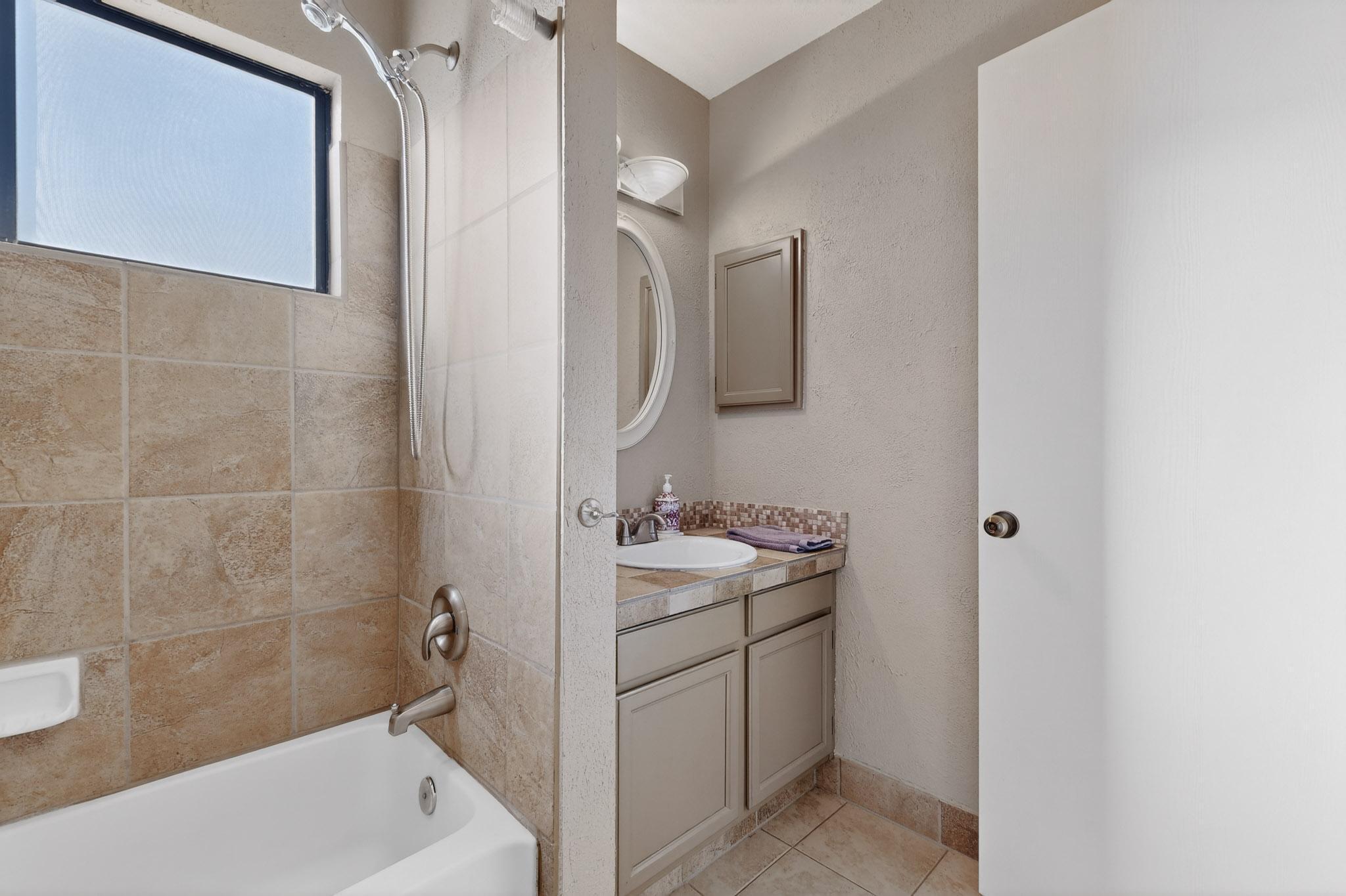 1013 Sunflower Drive SW