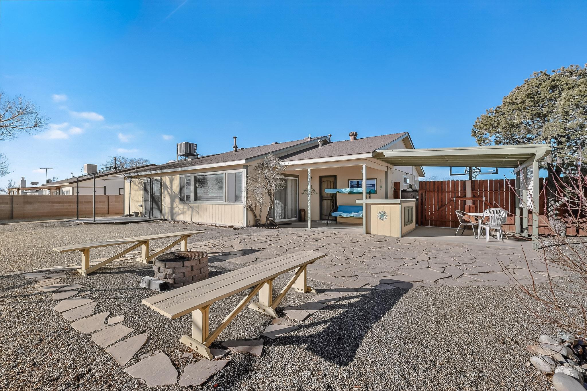 1013 Sunflower Drive SW