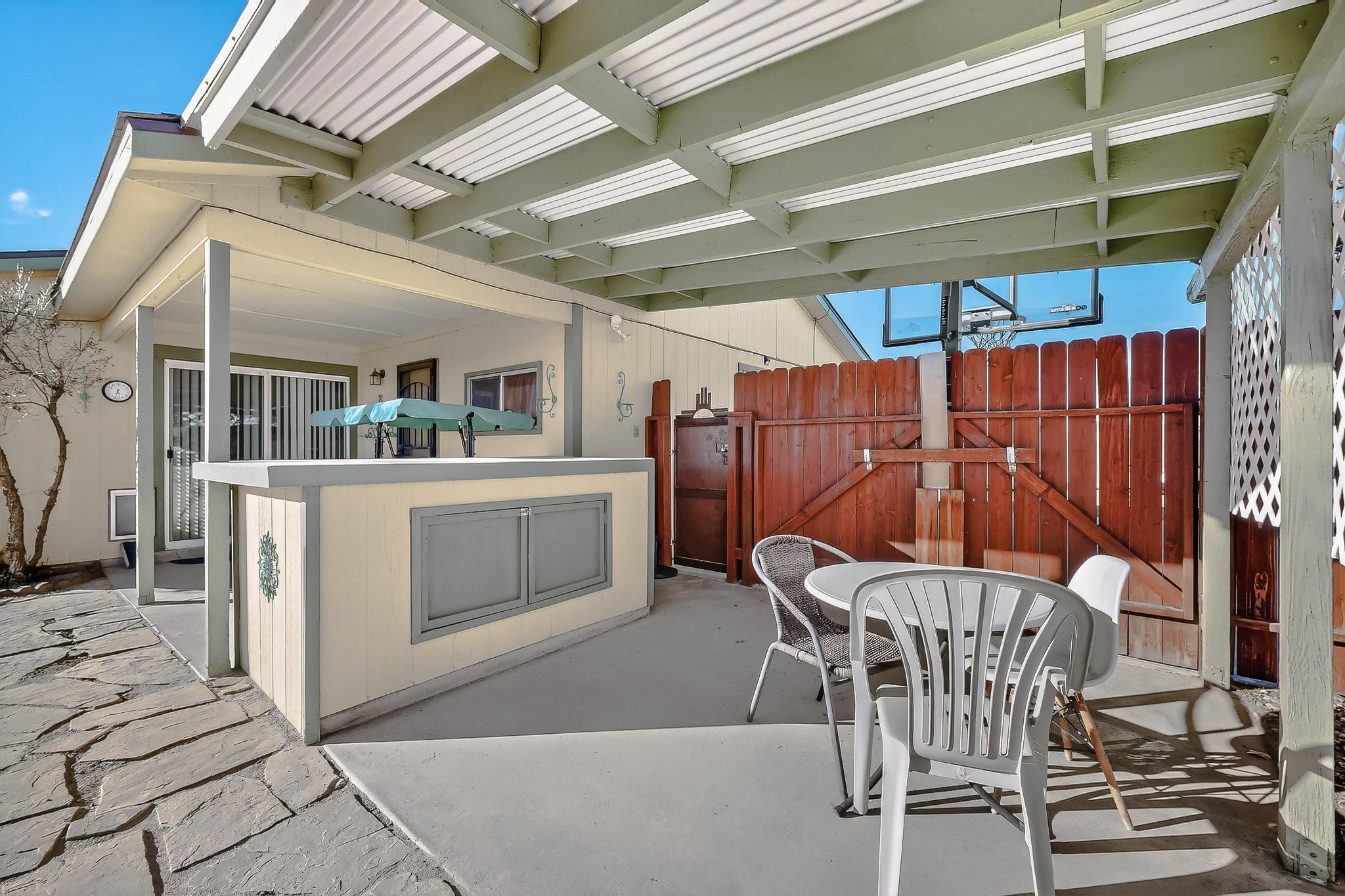 1013 Sunflower Drive SW