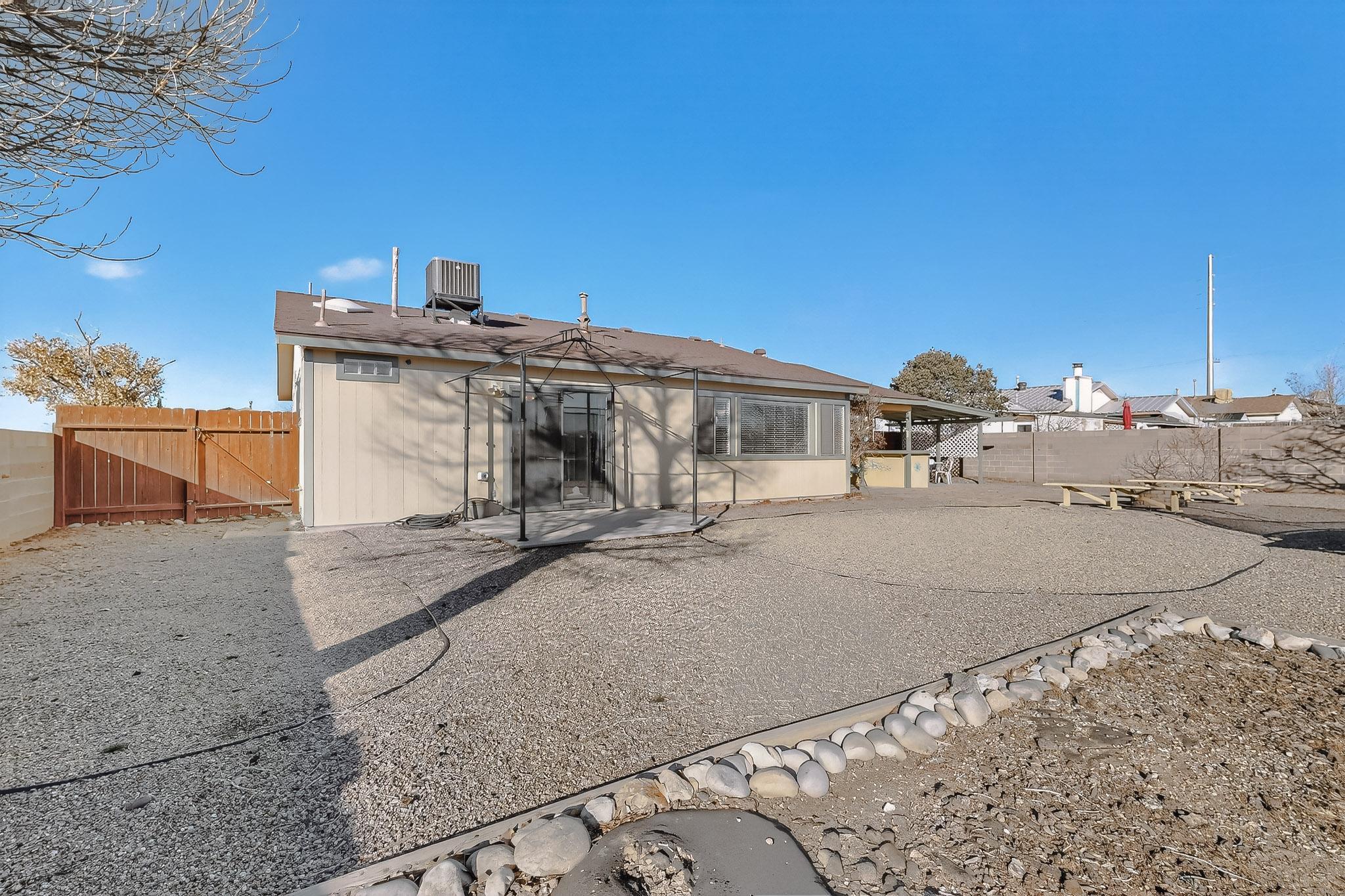 1013 Sunflower Drive SW