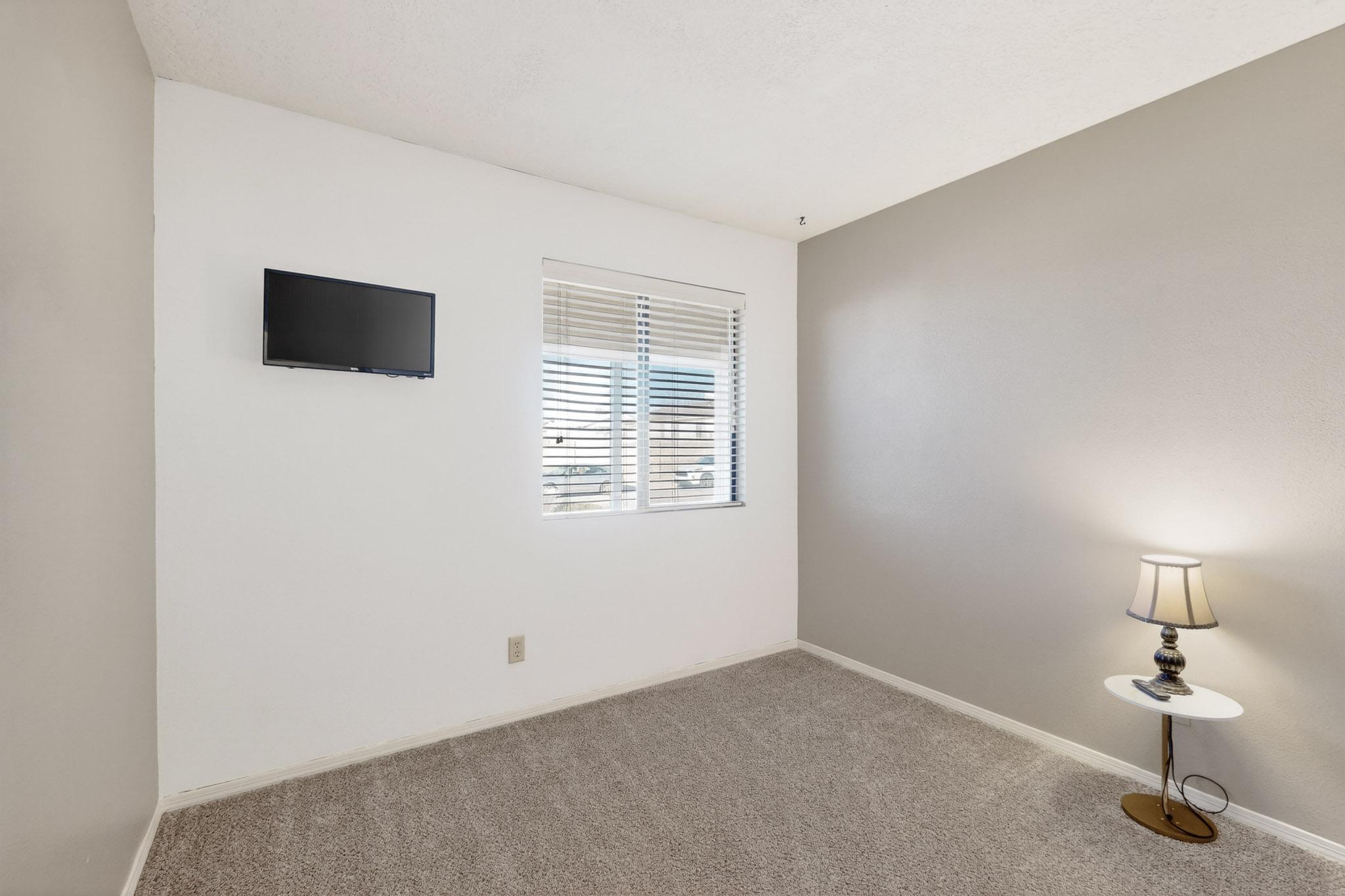 1013 Sunflower Drive SW