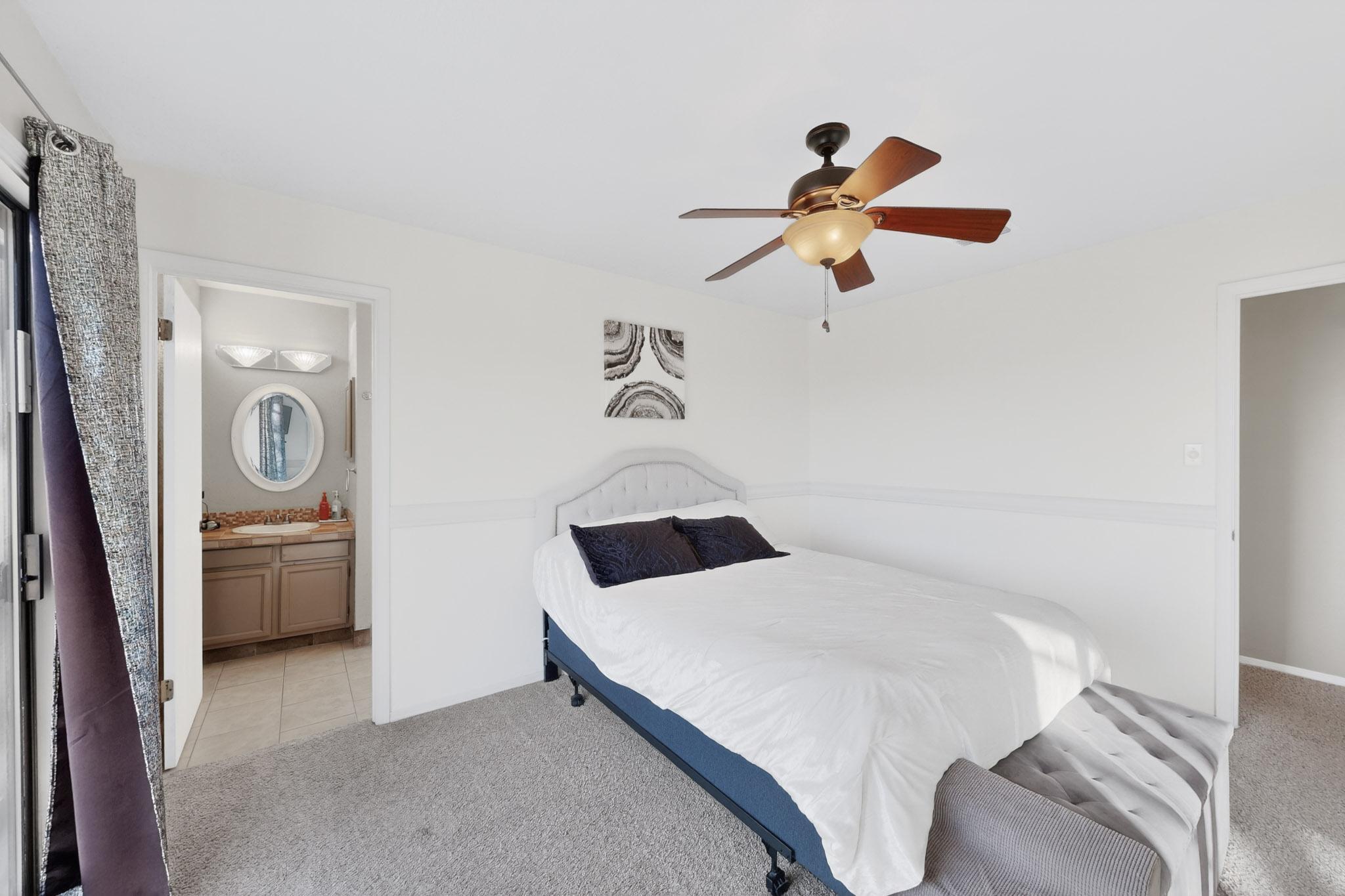 1013 Sunflower Drive SW