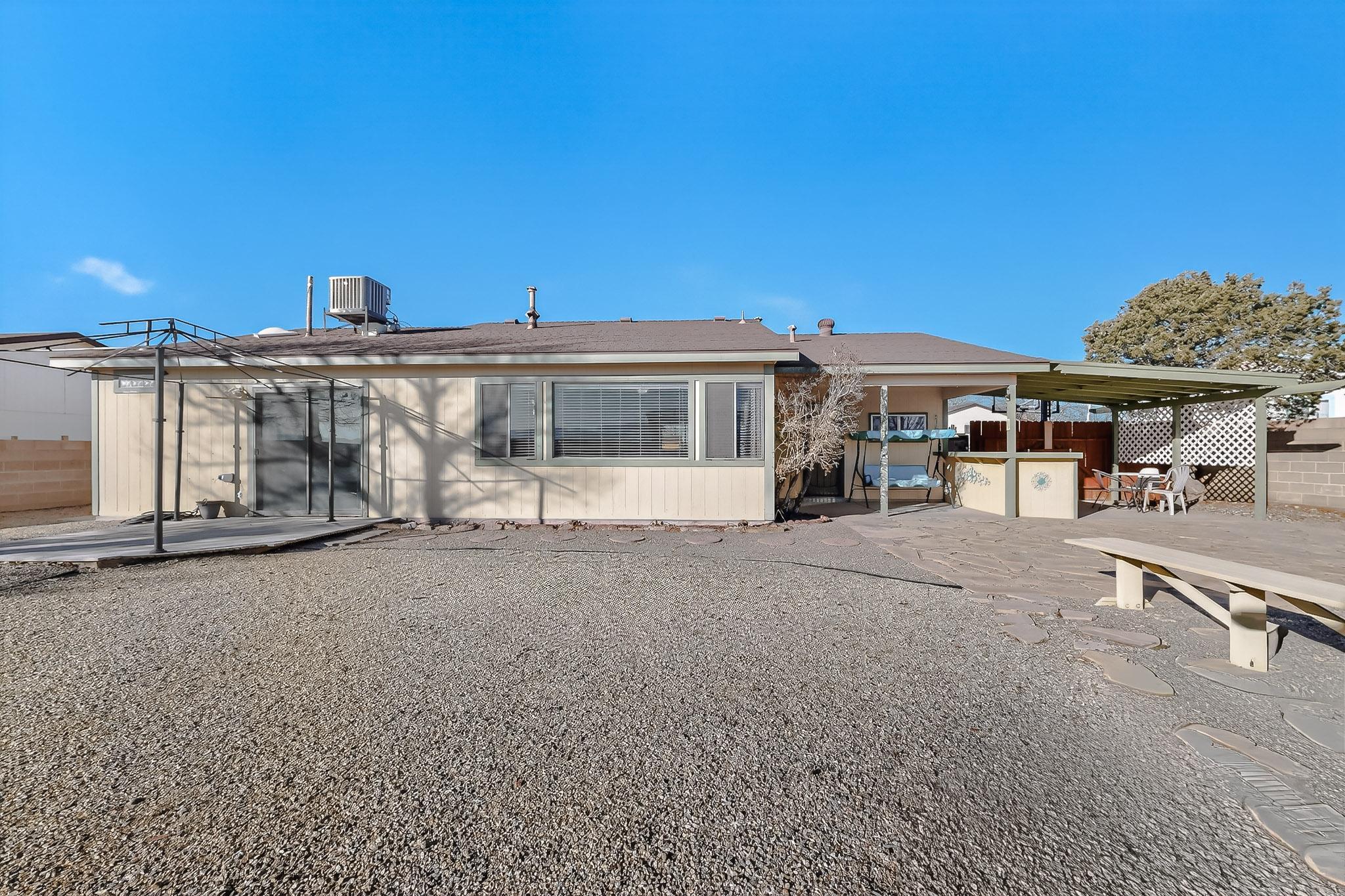 1013 Sunflower Drive SW