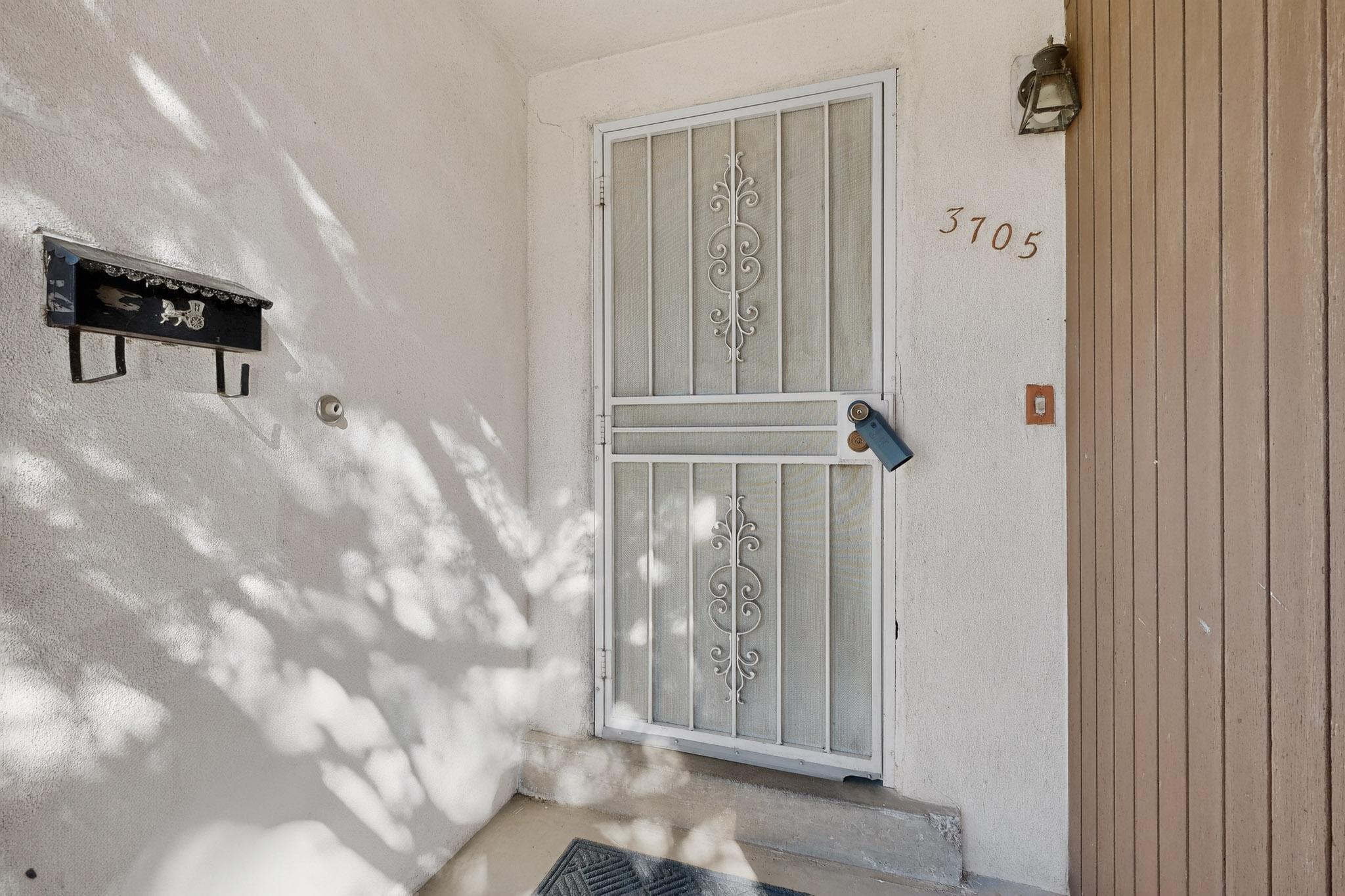 3705 Campus Boulevard NE