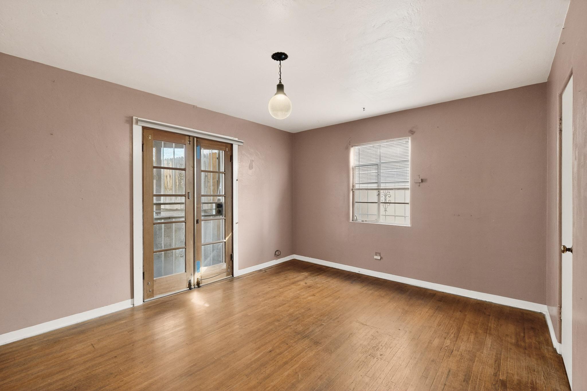 3705 Campus Boulevard NE