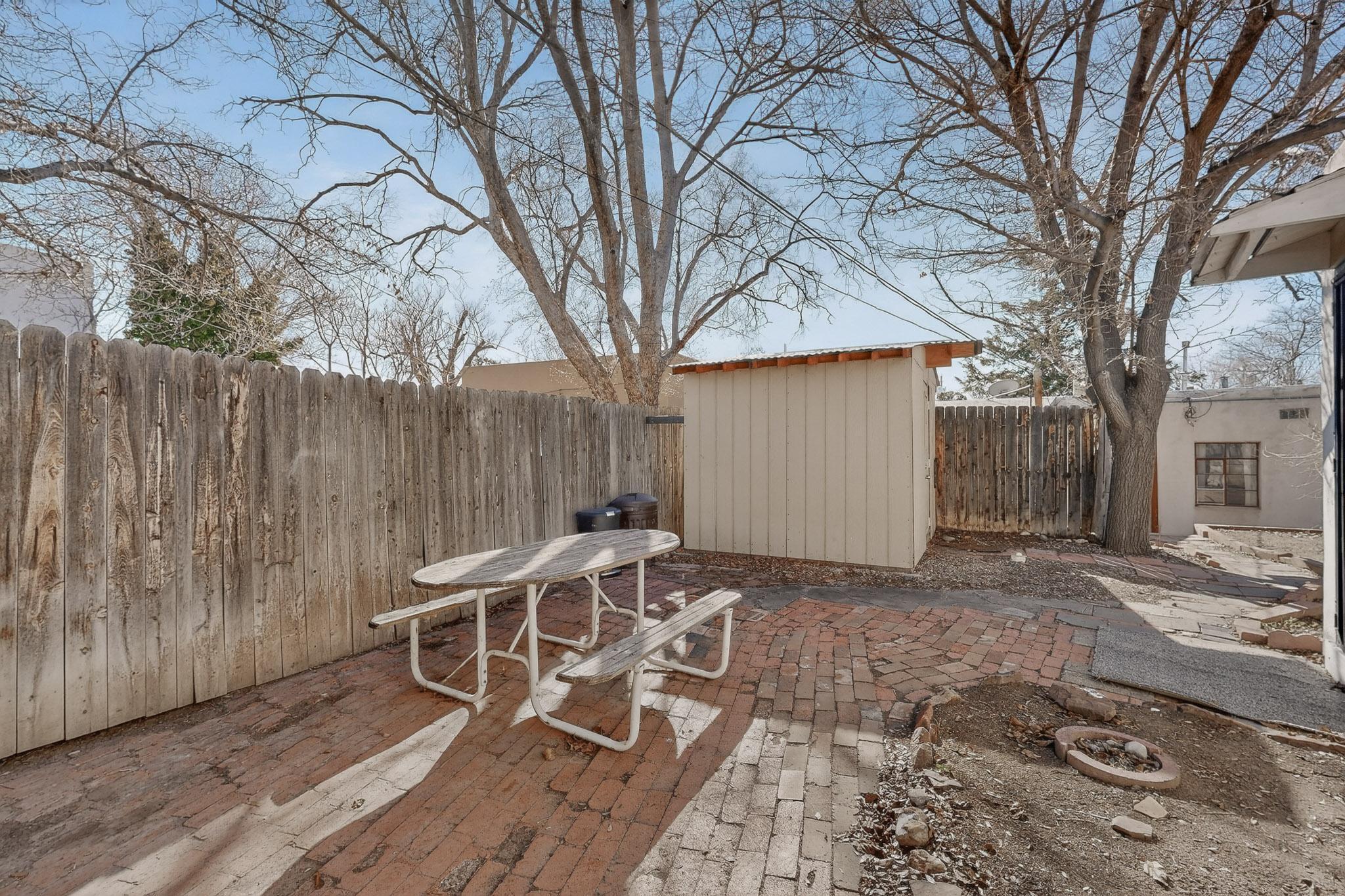 3705 Campus Boulevard NE