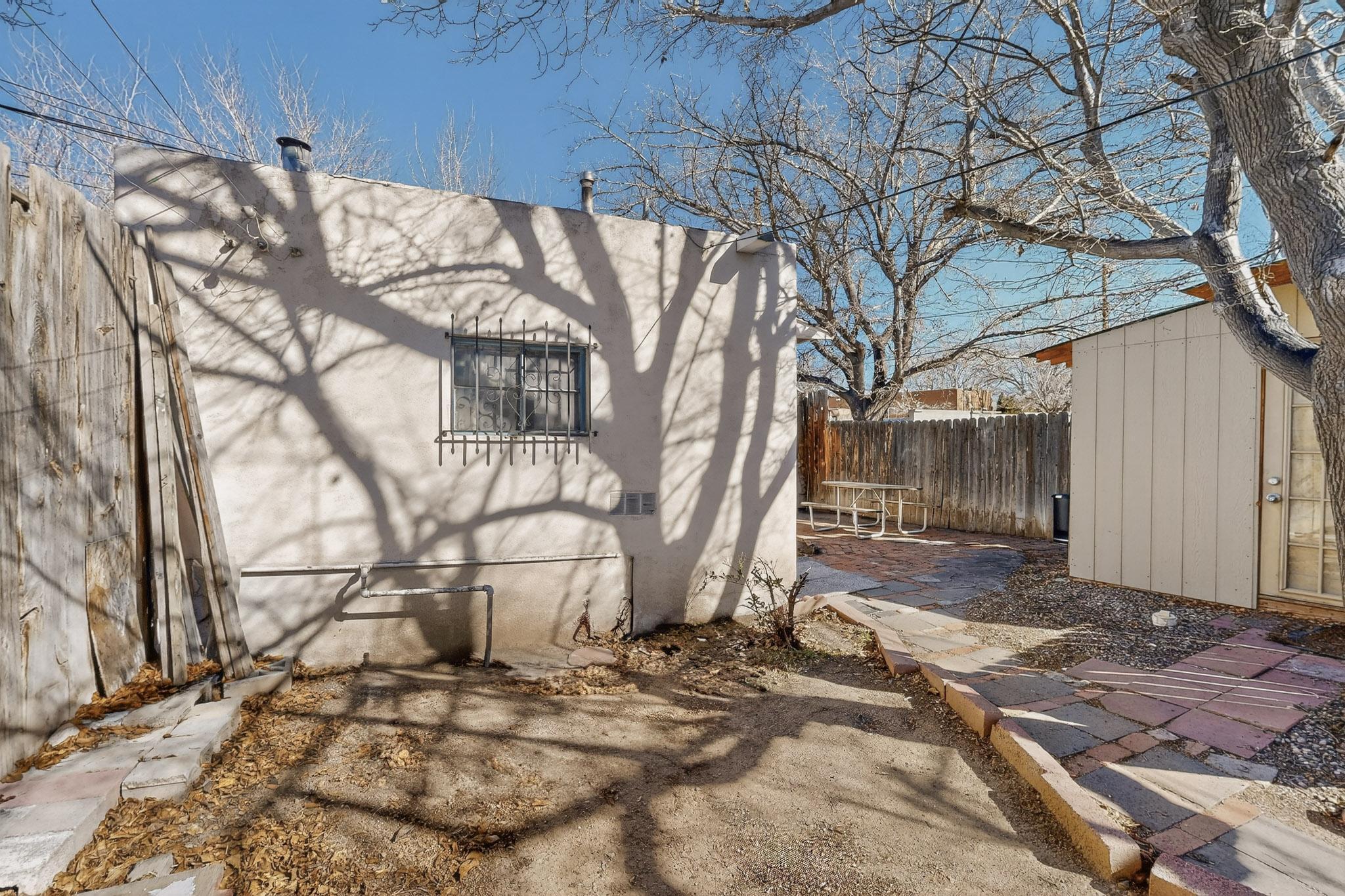 3705 Campus Boulevard NE