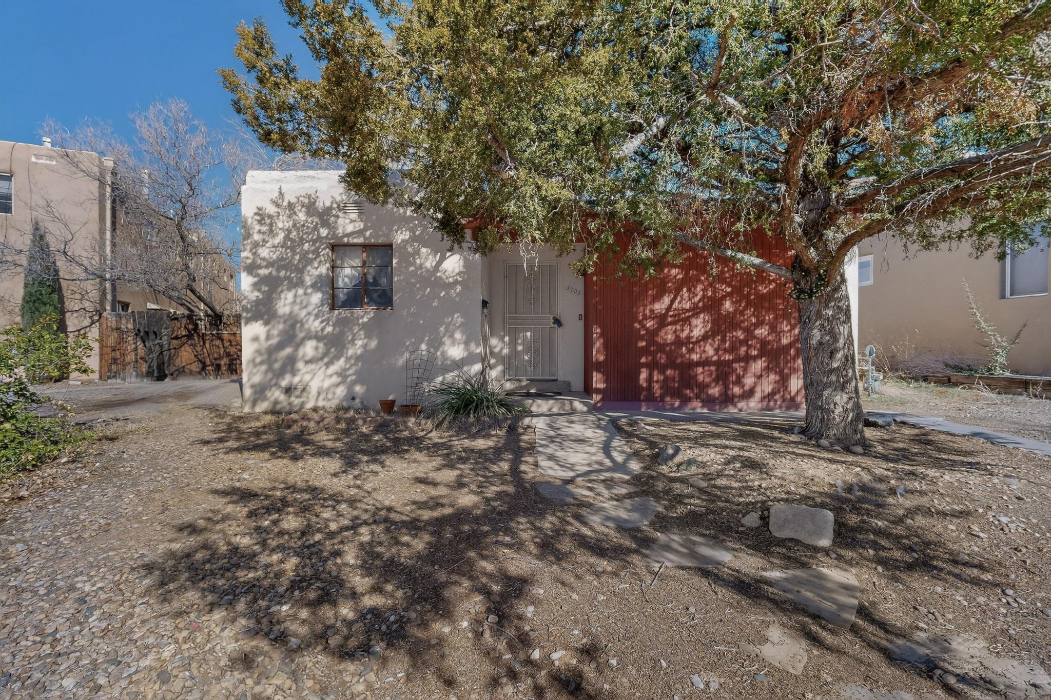 3705 Campus Boulevard NE