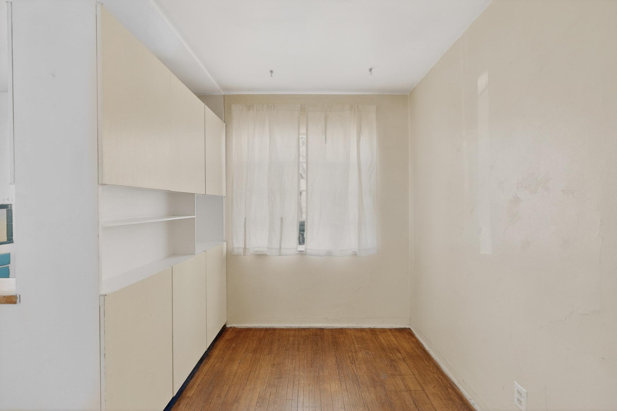 3705 Campus Boulevard NE