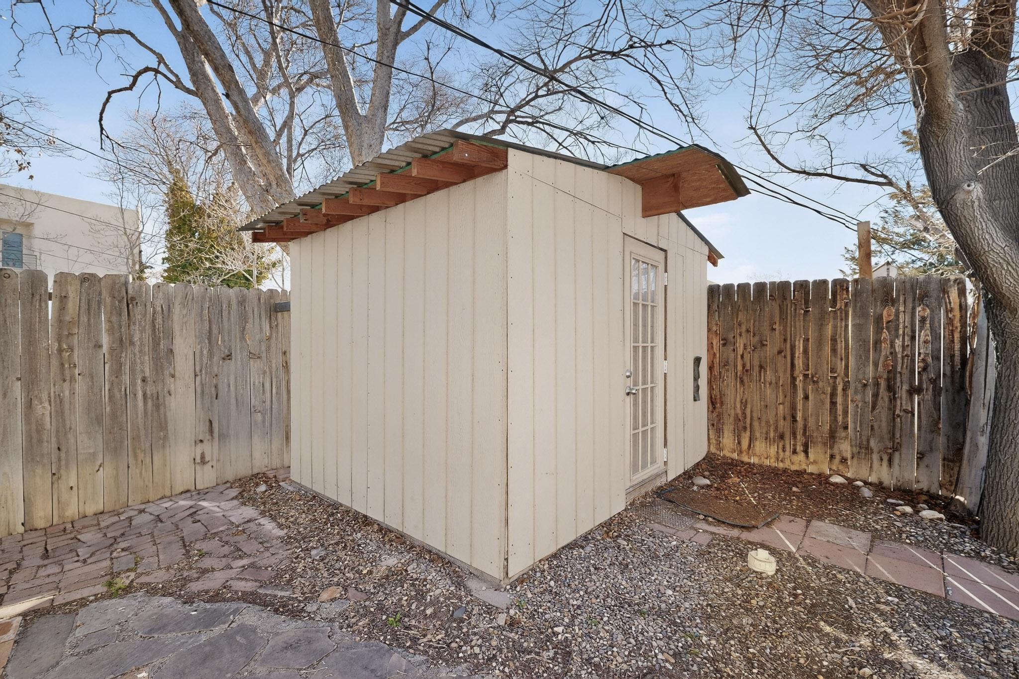 3705 Campus Boulevard NE