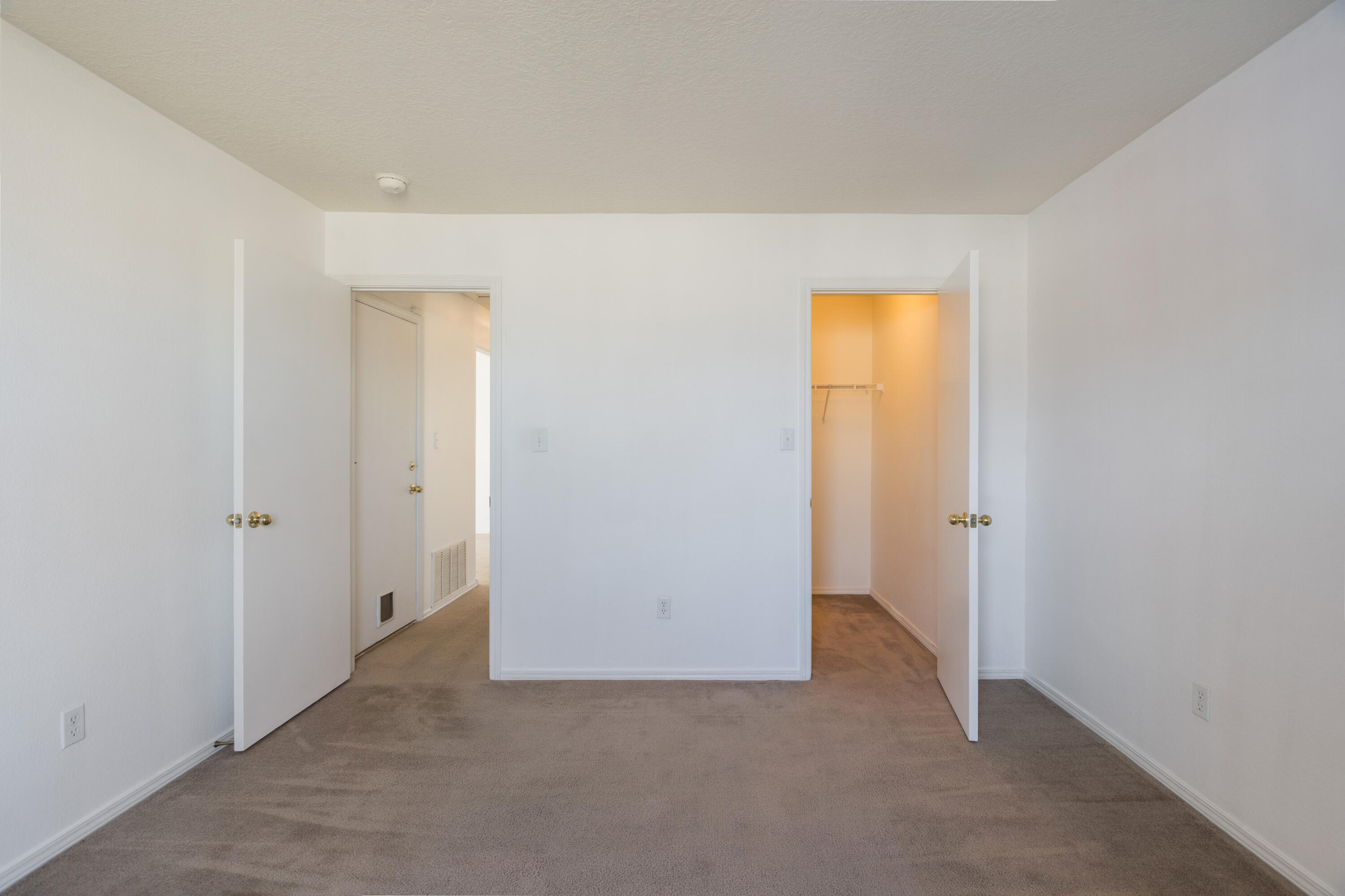 2177 Sagecrest Loop NE